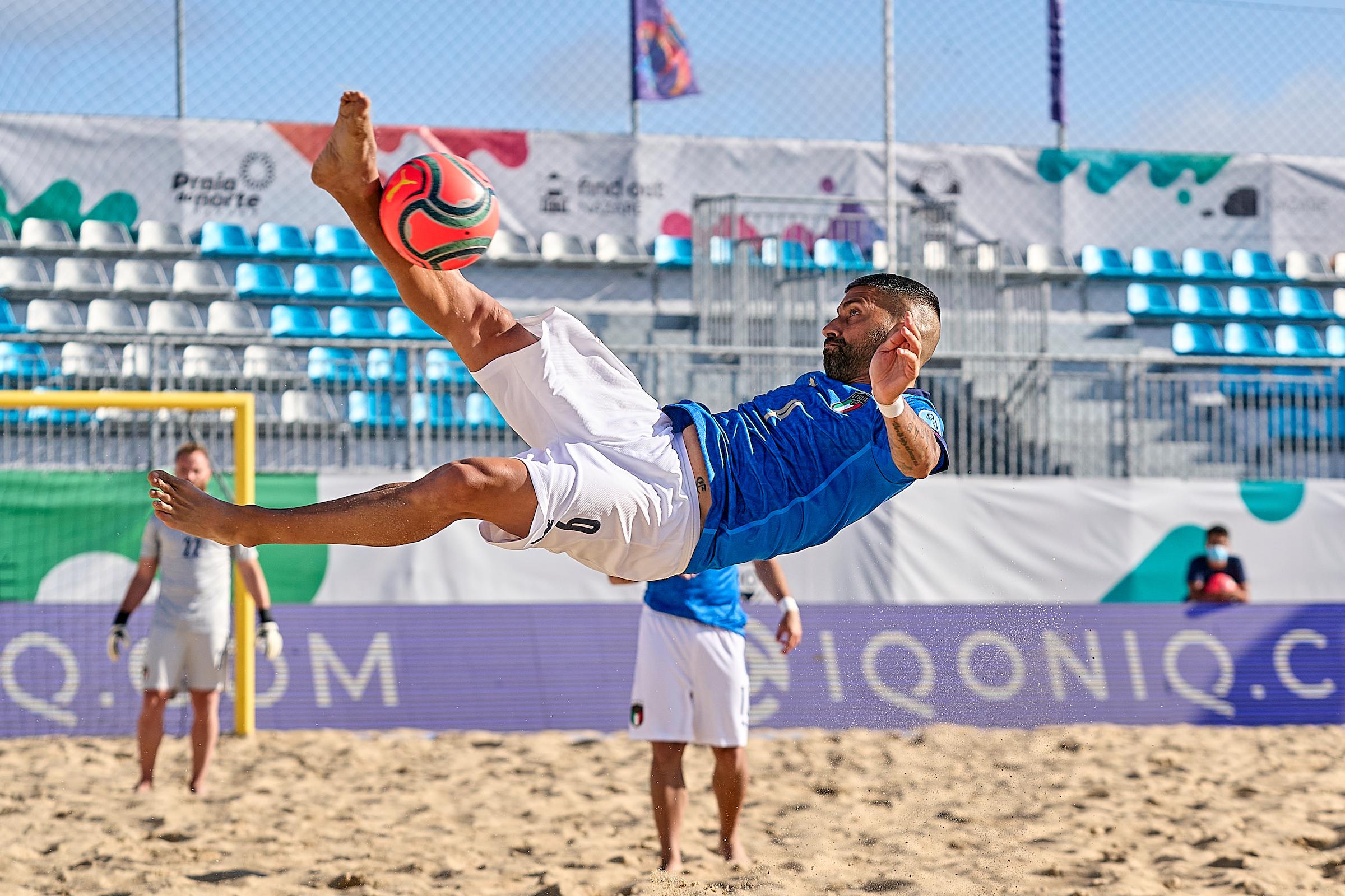 NAZARE, PORTUGAL - JUNE 21:  during the match between Romania and Italy during day 1 of the FIFA Beach Soccer World Cup - Europe Qualifier Nazare 2021 at Estadio do Viveiro on June 21, 2021 in Nazare, Portugal. (Photo by Jose Manuel Alvarez/BSWW)