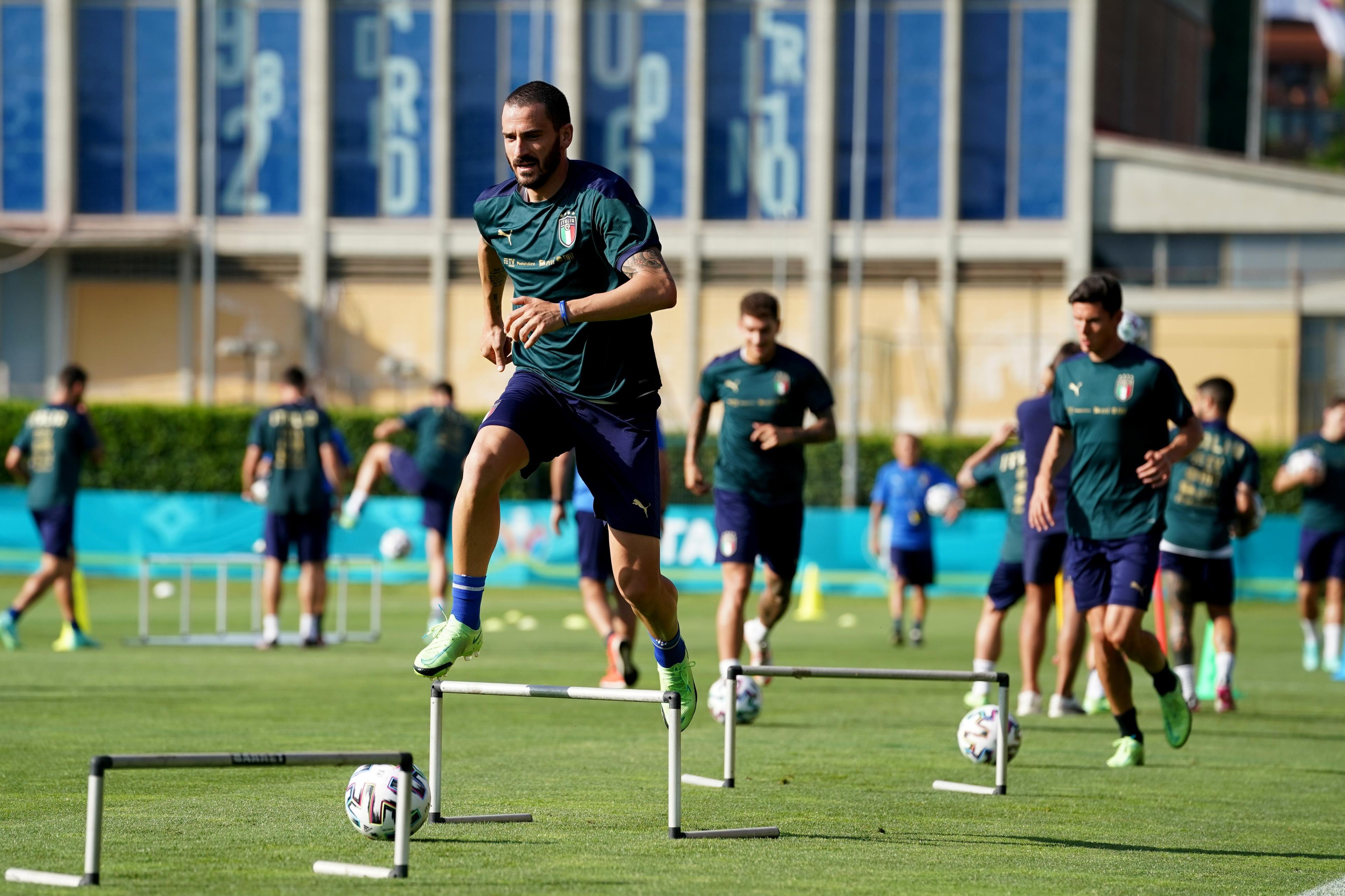 FLORENCE, ITALY - JUNE 22: Leonardo Bonucci of Italy in action during a Italy training session at Centro Tecnico Federale di Coverciano on June 22, 2021 in Florence, Italy. (Photo by Claudio Villa/Getty Images)