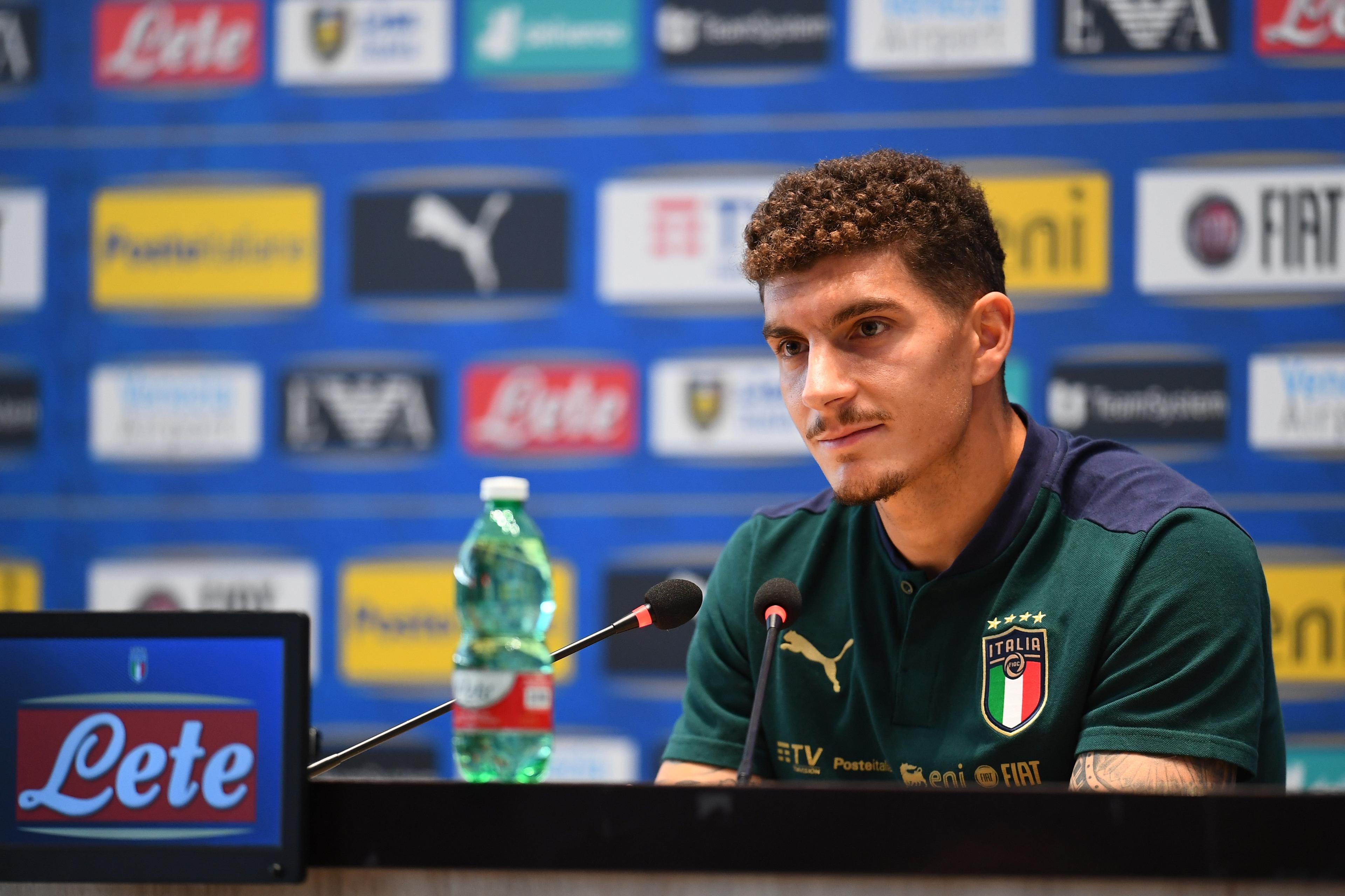 FLORENCE, ITALY - JUNE 24: Giovanni Di Lorenzo of Italy speaks with the media during press conference at Centro Tecnico Federale di Coverciano on June 24, 2021 in Florence, Italy. (Photo by Claudio Villa/Getty Images)