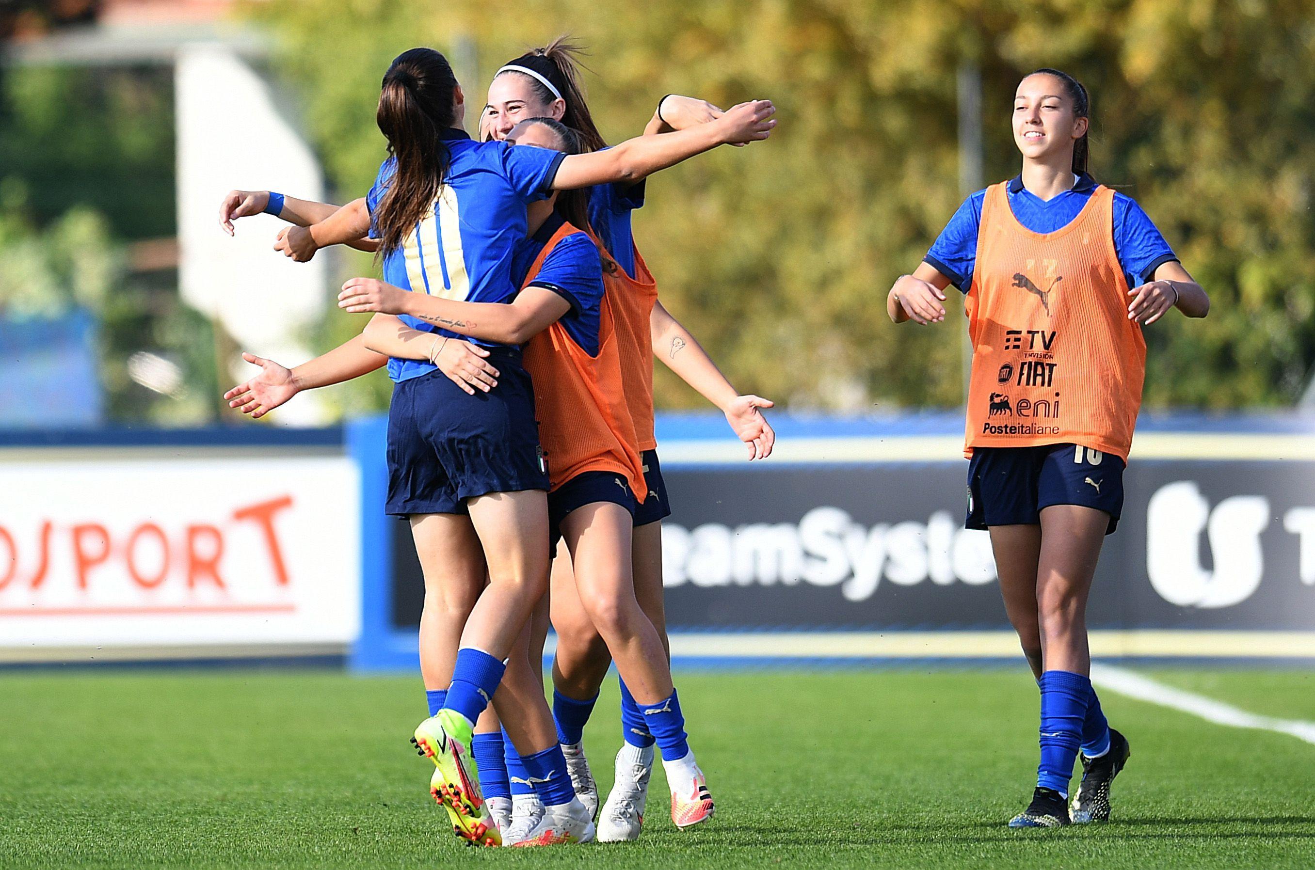 PADOVA, ITALY - OCTOBER 26: Nicole Arcageli of Italy celebrates with teammates after scoring the opening goal during the UEFA European Women's Under-19 Championship Round 1 match between Italy and Norway on October 26, 2021 in Abano Terme near Padova, Italy. (Photo by Alessandro Sabattini/Getty Images)