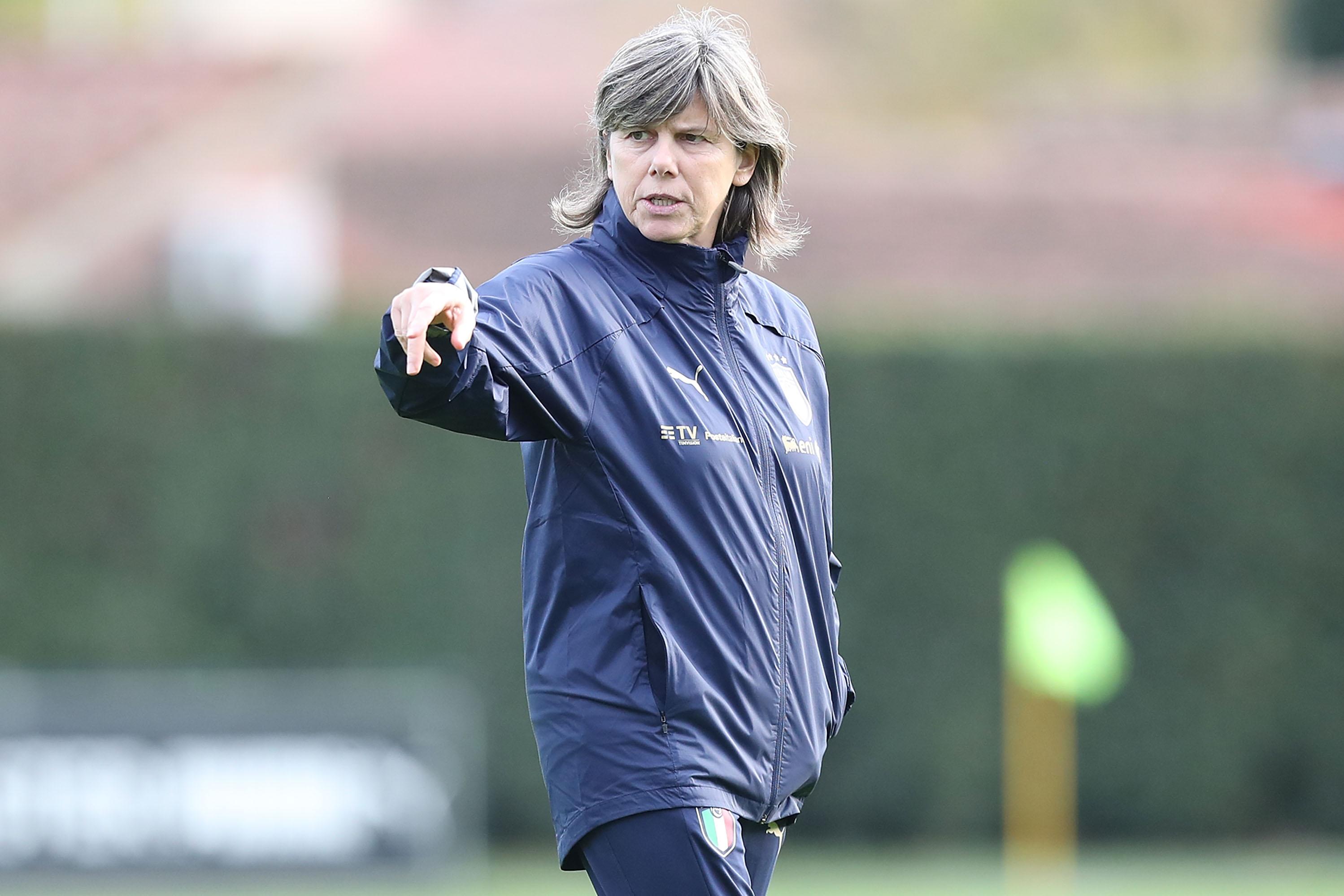 FLORENCE, ITALY - NOVEMBER 22: Milena Bertolini manager of Italy Women during the training session at Centro Tecnico Federale di Coverciano on November 22, 2021 in Florence, Italy. (Photo by Gabriele Maltinti/Getty Images) *** Local Caption *** Milena Bertolini