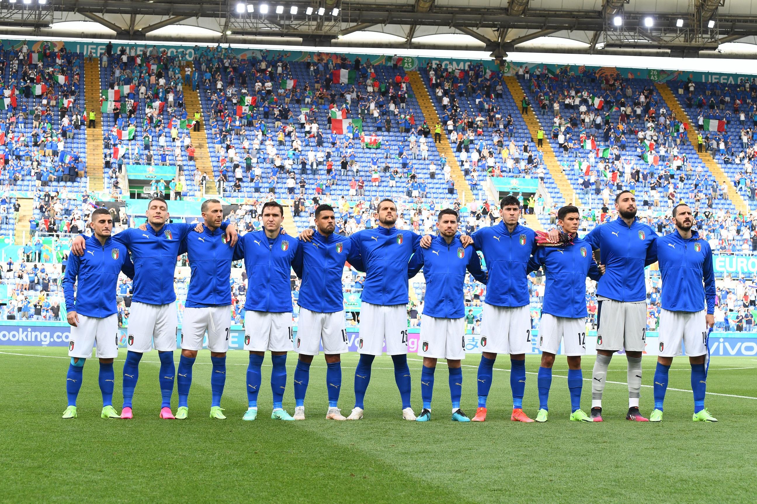 ROME, ITALY - JUNE 20: Players of Italy line-up prior to the UEFA Euro 2020 Championship Group A match between Italy and Wales at Olimpico Stadium on June 20, 2021 in Rome, Italy. (Photo by Claudio Villa/Getty Images)