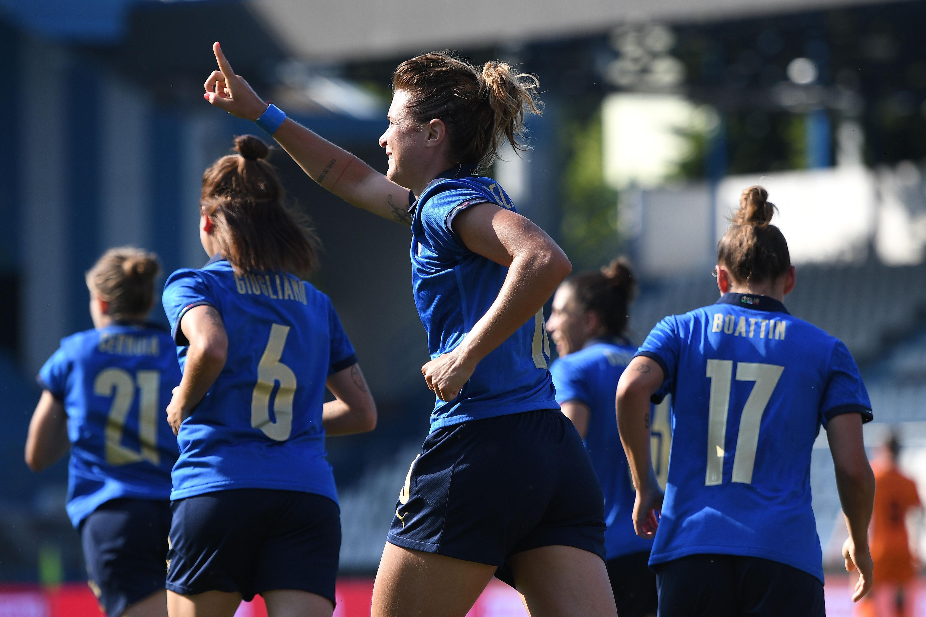 FERRARA, ITALY - JUNE 10:Cristiana Girelli of Italy celebrates after scoring the opening goal during the women international friendly match between Italy and Netherlands at Stadio Paolo Mazza on June 10, 2021 in Ferrara, Italy. (Photo by Alessandro Sabattini/Getty Images)