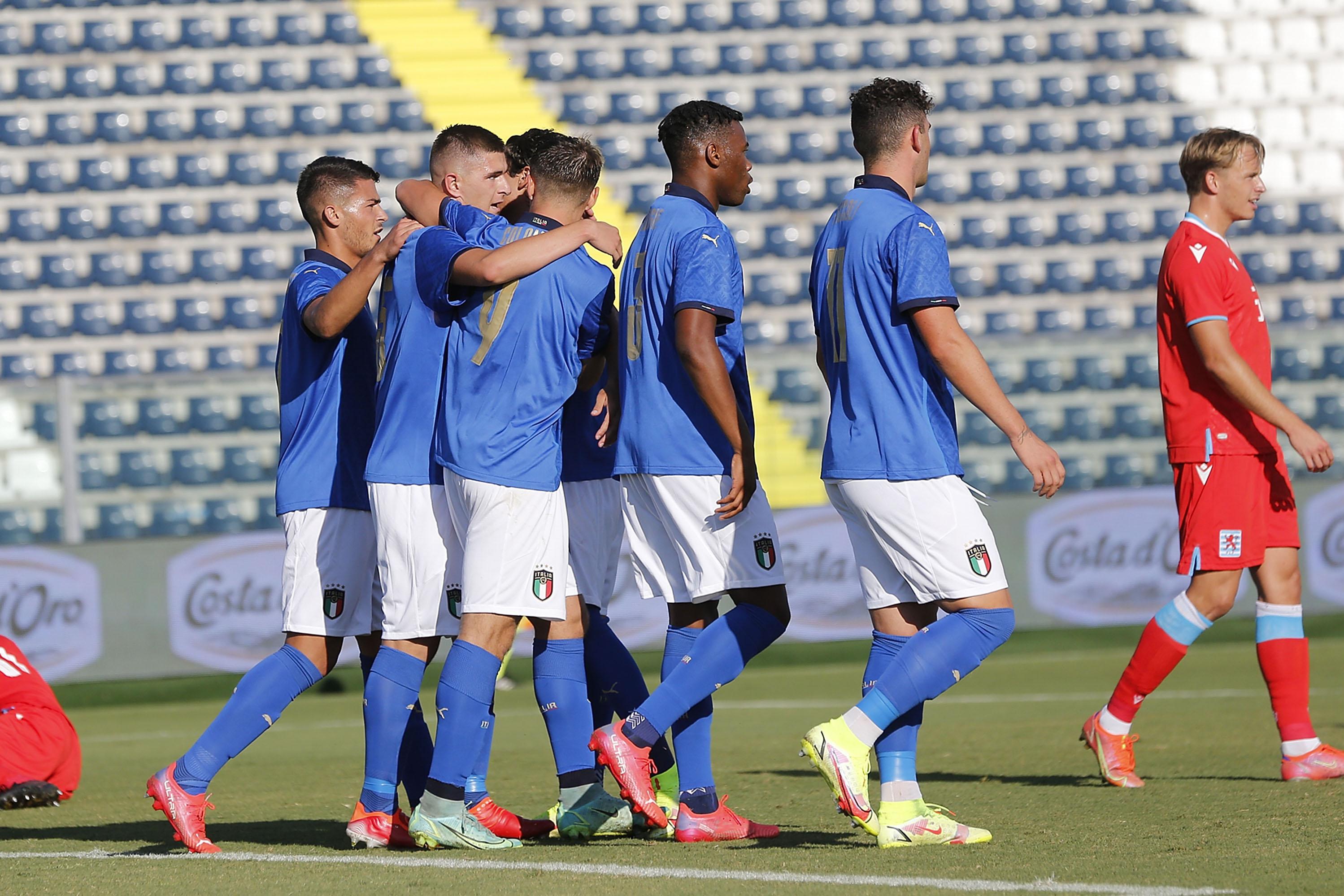 EMPOLI, ITALY - SEPTEMBER 03: Lorenzo Pirola of Italy U21 celebrates after scoring a goal during the UEFA European Under-21 Championship Qualifier between Italy U21 and Luxembourg U21 at Stadio Carlo Castellani on September 3, 2021 in Empoli, Italy.  (Photo by Gabriele Maltinti/Getty Images) *** Local Caption *** Lorenzo Pirola