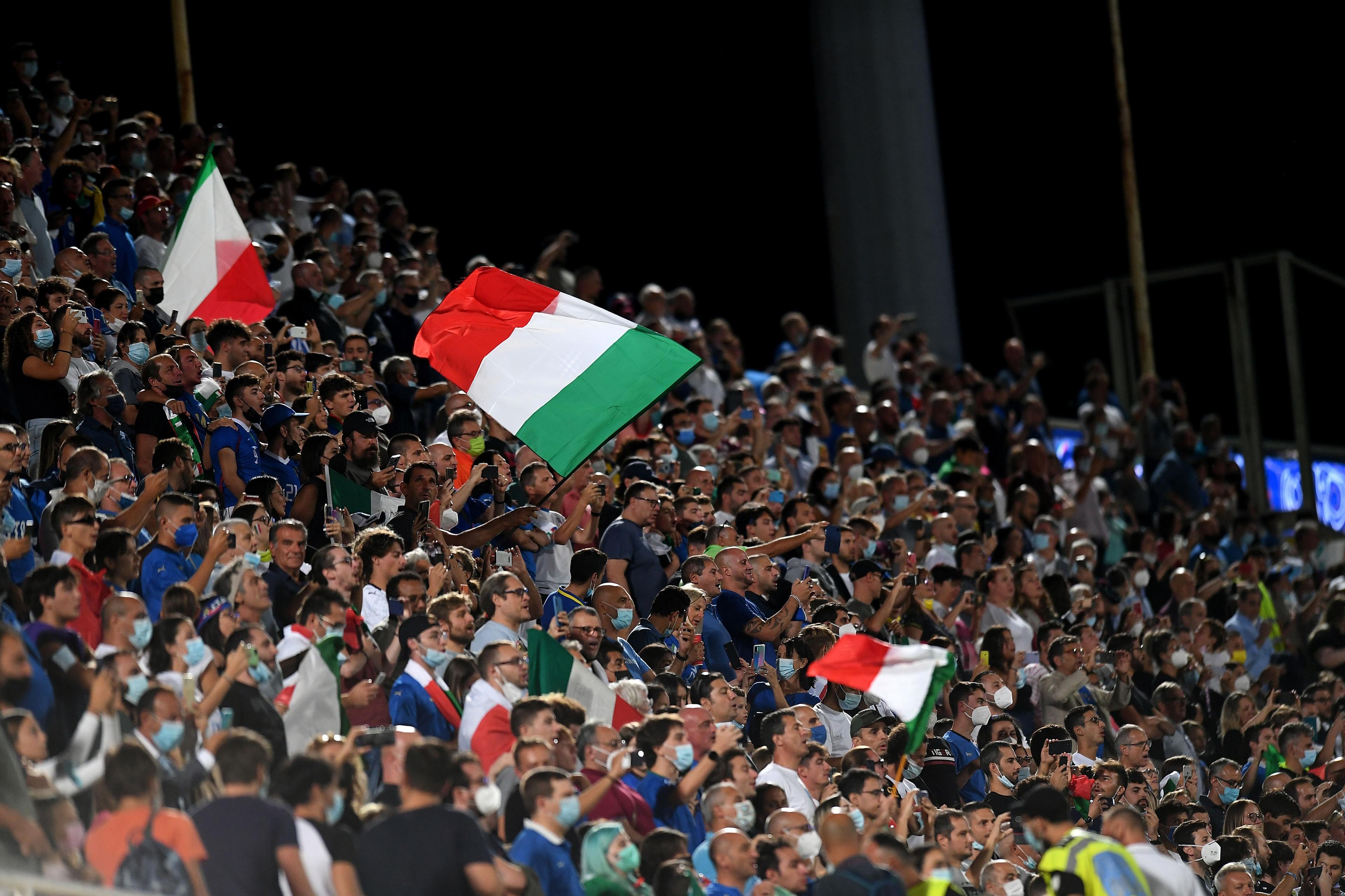 FLORENCE, ITALY - SEPTEMBER 02:Italy fans before the 2022 FIFA World Cup Qualifier match between Italy and Bulgaria at Artemio Franchi on September 02, 2021 in Florence, . (Photo by Alessandro Sabattini/Getty Images)