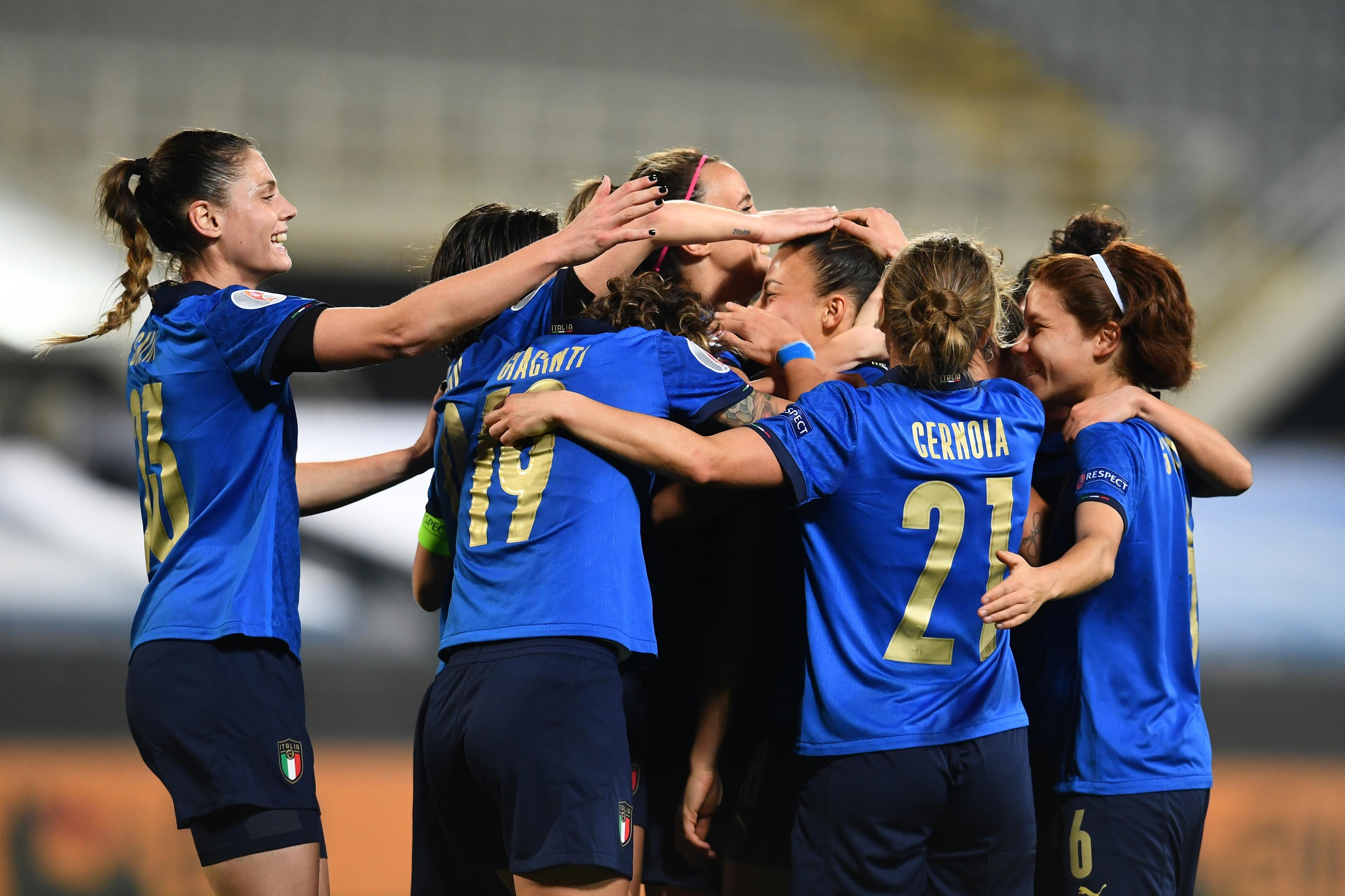 FLORENCE, ITALY - FEBRUARY 24: Arianna Caruso of Italy (number 18) celebrates after scoring the ninth goal during the UEFA Women\\'s EURO 2022 Qualifier match between Italy and Israel at Stadio Artemio Franchi on February 24, 2021 in Florence, Italy. (Photo by Claudio Villa/Getty Images)