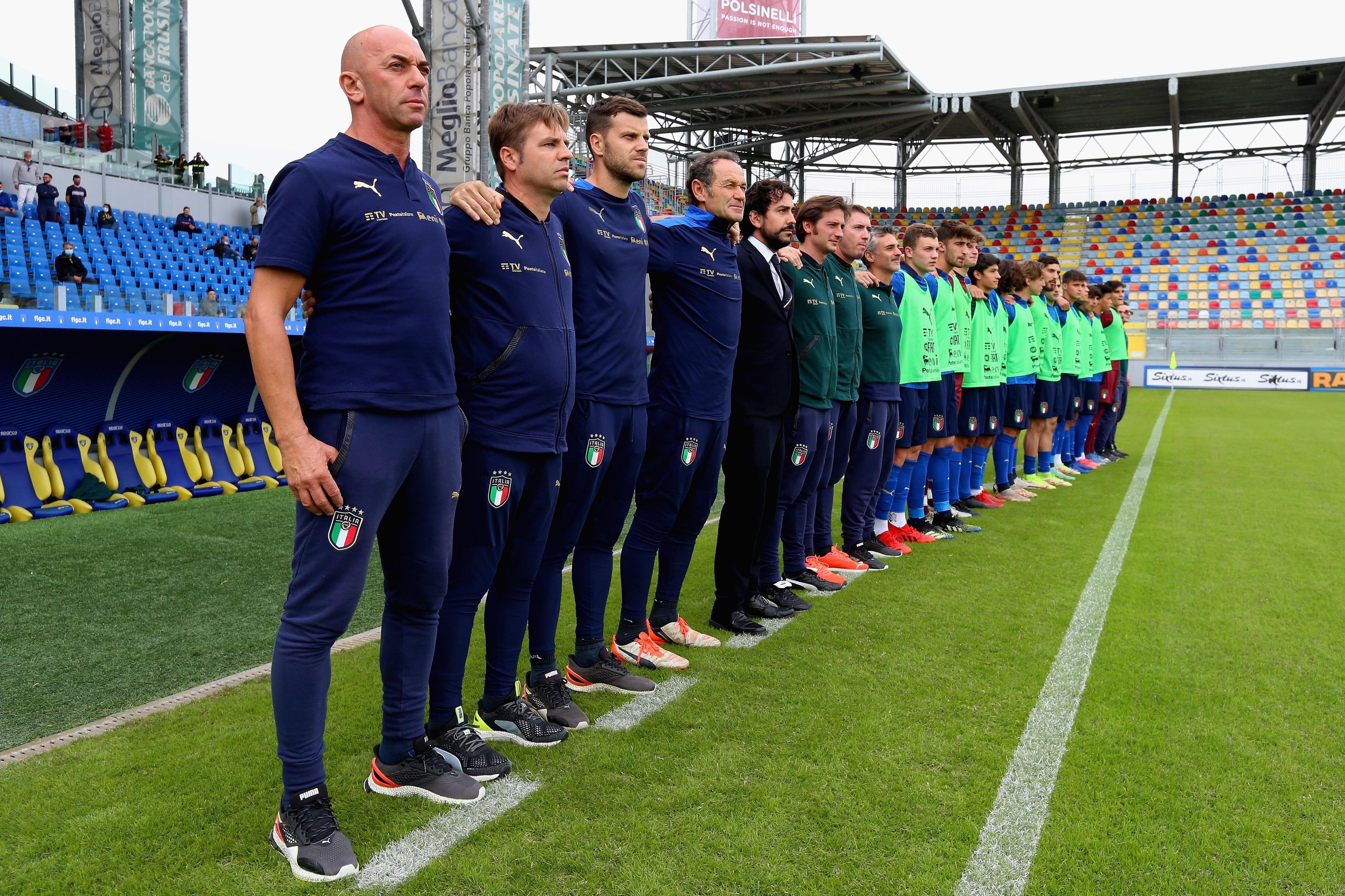 FROSINONE, ITALY - OCTOBER 12: Italy head coach Alberto Bollini looks on during the U20 International match between Italy and Portugal at Stadio Benito Stirpe on October 12, 2021 in Frosinone, Italy. (Photo by Paolo Bruno/Getty Images) *** Local Caption *** Alberto Bollini