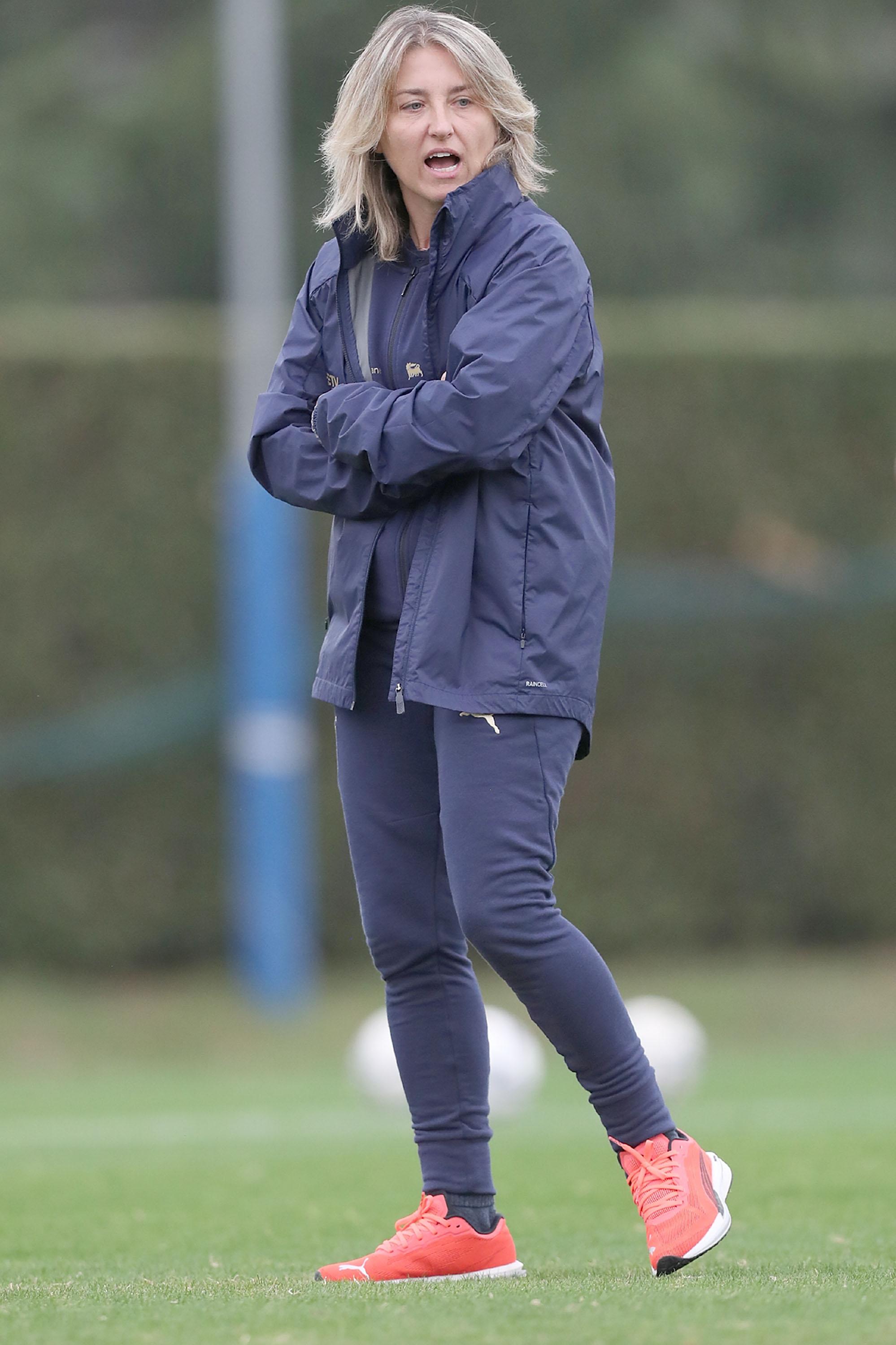 FLORENCE, ITALY - OCTOBER 20: Selena Mazzantini manager of Italy U23 Women gestures during the friendly match between Italy U23 Women and Spain U23 Women at Centro Tecnico Federale di Coverciano on October 20, 2021 in Florence, Italy. (Photo by Gabriele Maltinti/Getty Images)