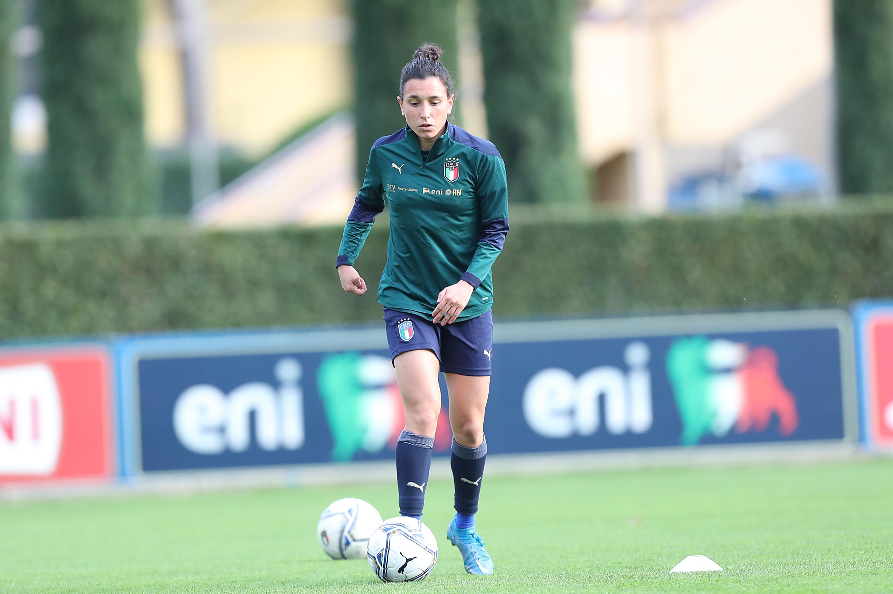 FLORENCE, ITALY - NOVEMBER 22: Lucia Di Guglielmo of Italy Women during the training session at Centro Tecnico Federale di Coverciano on November 22, 2021 in Florence, Italy. (Photo by Gabriele Maltinti/Getty Images) *** Local Caption *** Lucia Di Guglielmo