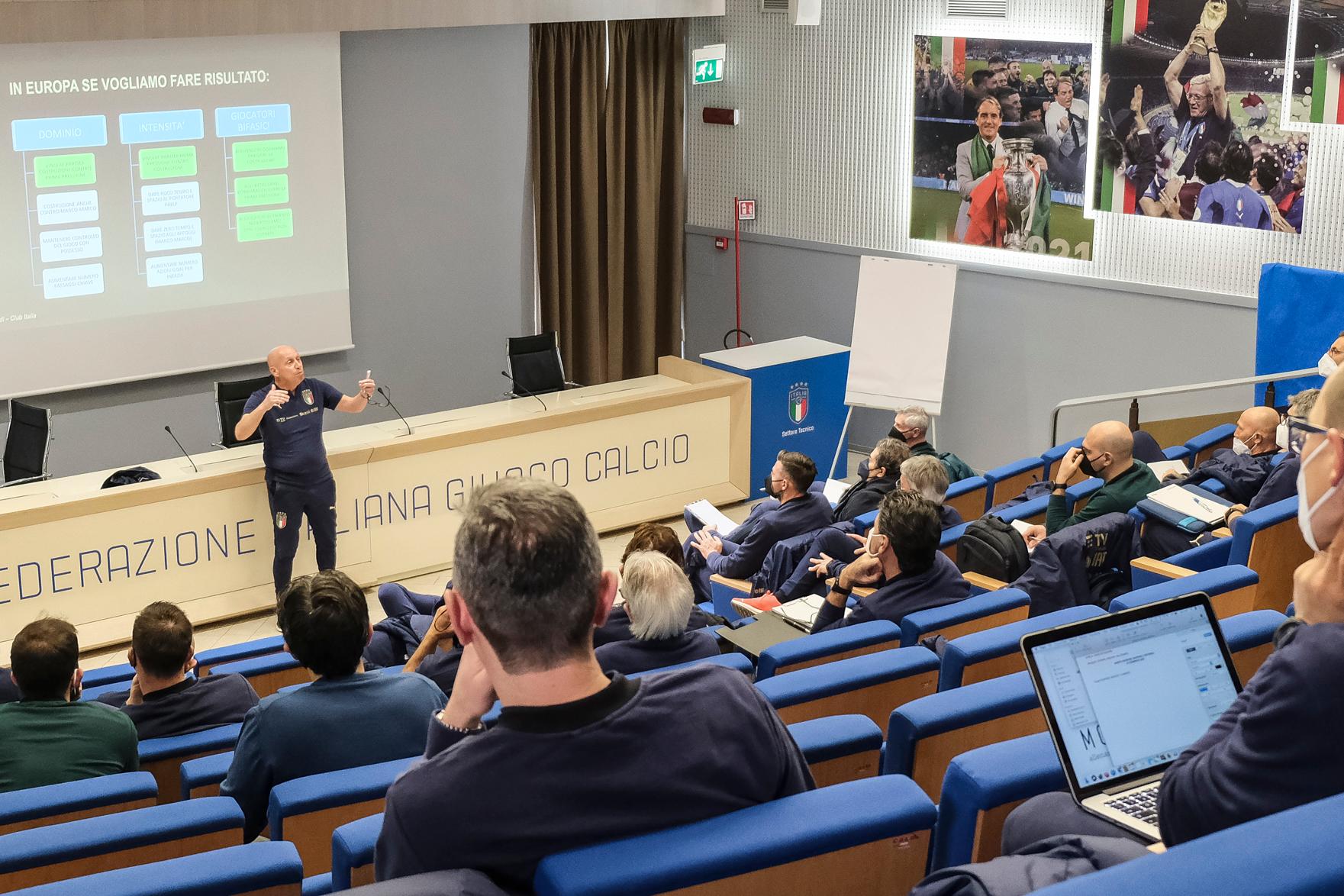A Coverciano la riunione degli staff delle Nazionali giovanili. Viscidi: \"Guardiamo all’evoluzione del calcio\"
