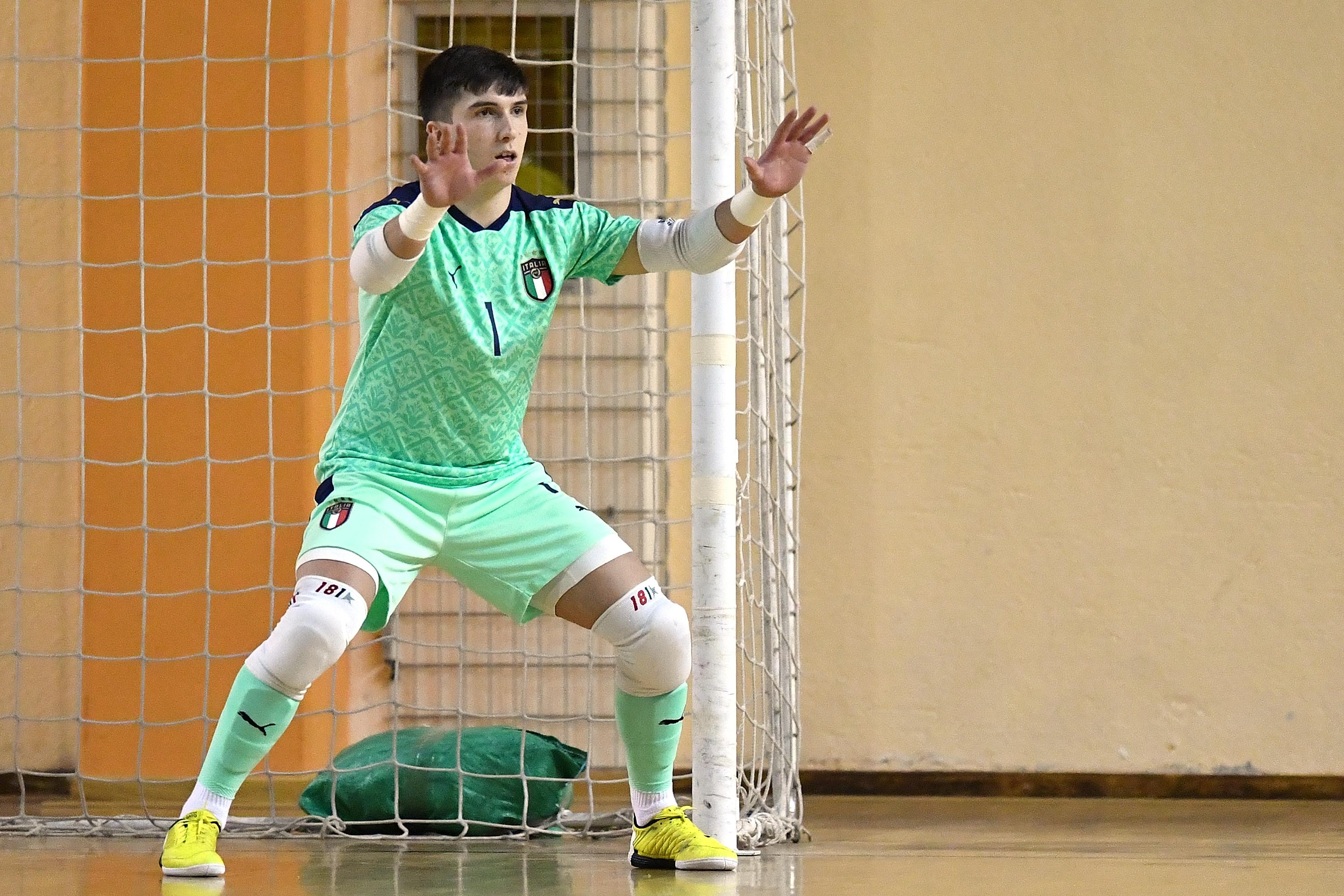 NOVARA, ITALY - FEBRUARY 16:  Dennis Berthod of Italy U19 in action during the Futsal International Friendly match between Italy U19 and Slovakia U19 at Novarello Training Center on February 16, 2022 in Novara, Italy.  (Photo by Valerio Pennicino/Getty Images) *** Local Caption *** Dennis Berthod