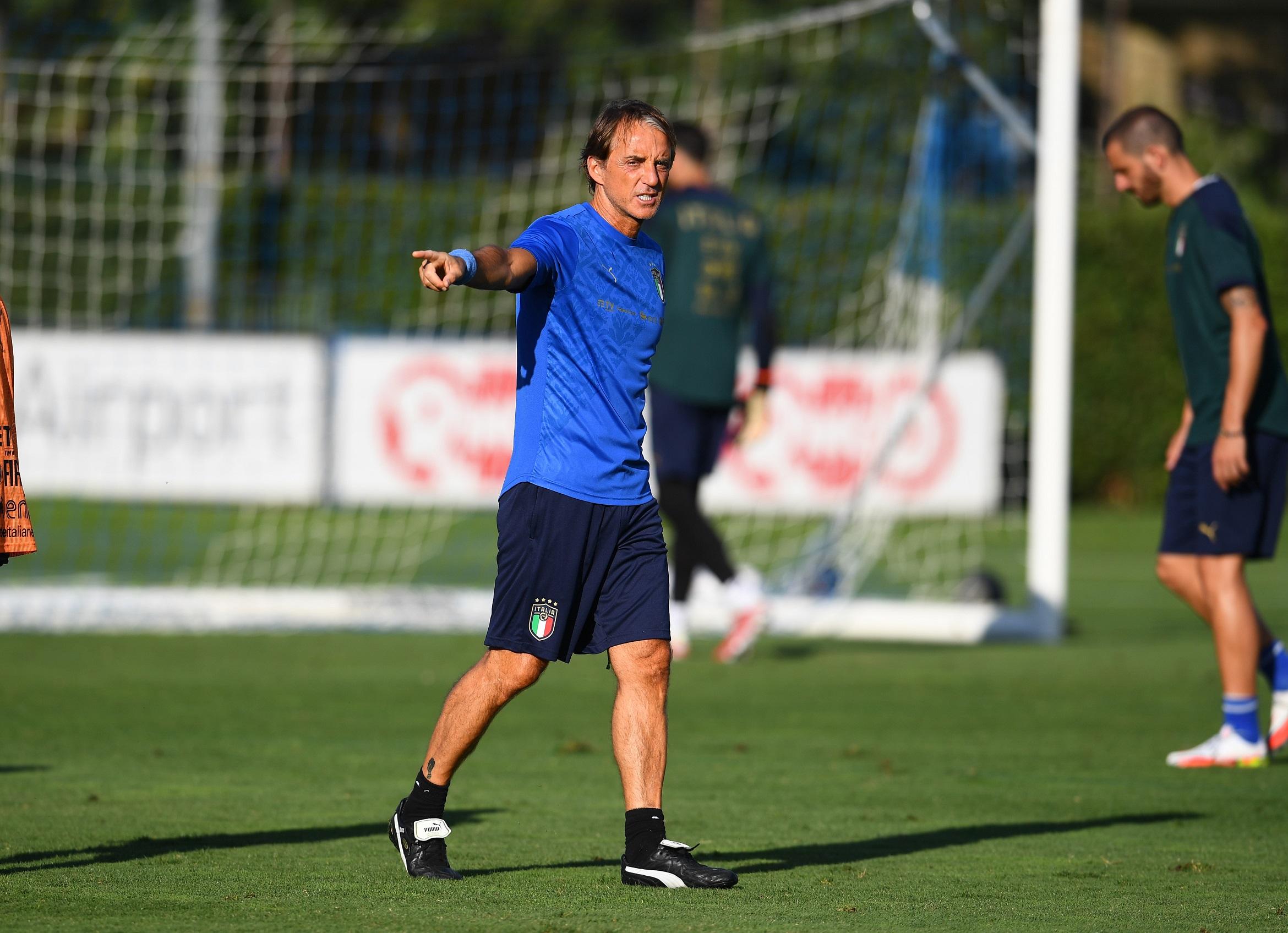 FLORENCE, ITALY - SEPTEMBER 01: Head coach Italy Roberto Mancini reacts during training session at Centro Tecnico Federale di Coverciano on September 01, 2021 in Florence, Italy. (Photo by Claudio Villa/Getty Images)
