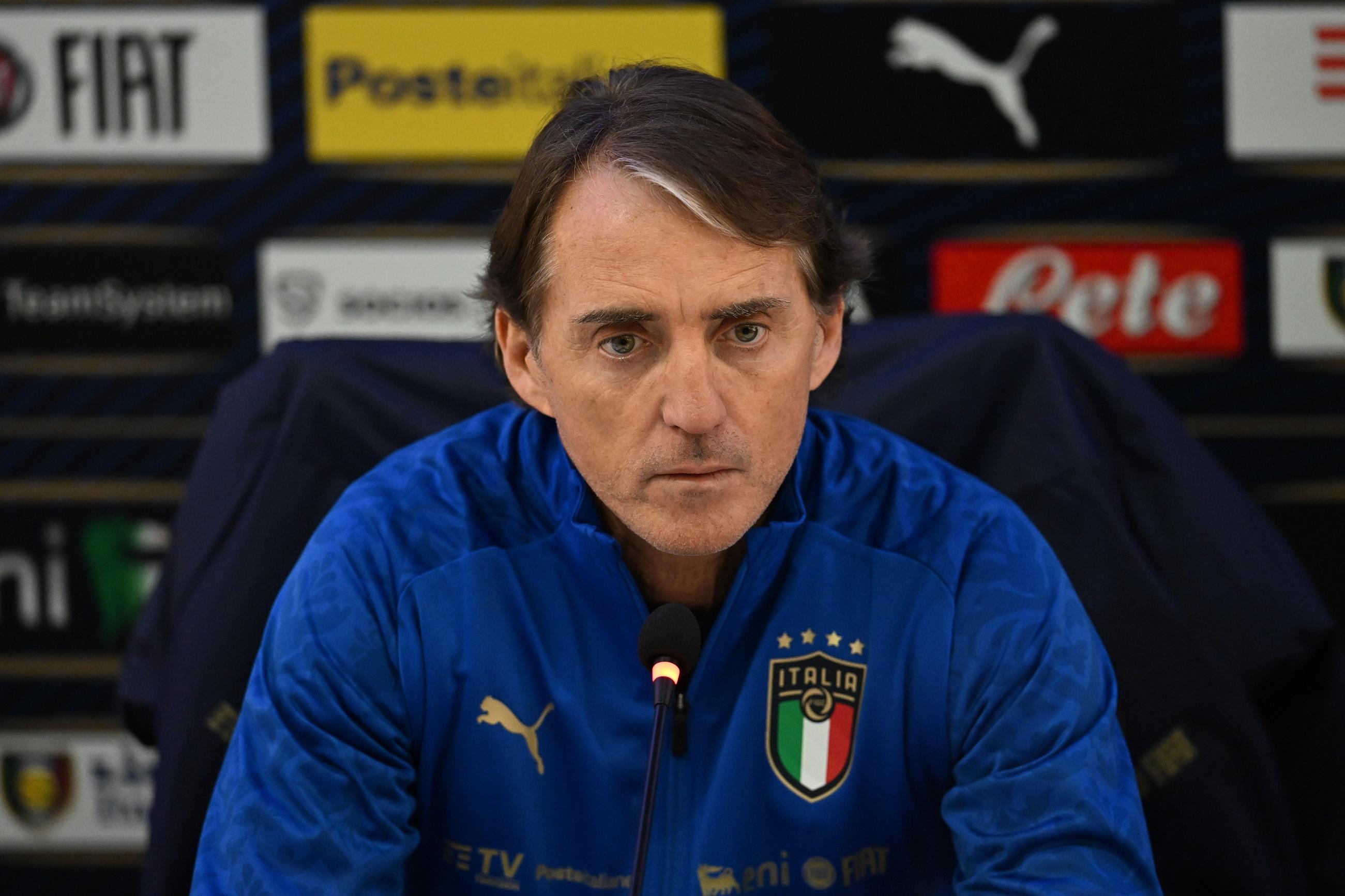 FLORENCE, ITALY - JANUARY 26: Head coach Italy Roberto Mancini speaks with the media during press pnference at Centro Tecnico Federale di Coverciano on January 26, 2022 in Florence, Italy. (Photo by Claudio Villa/Getty Images)