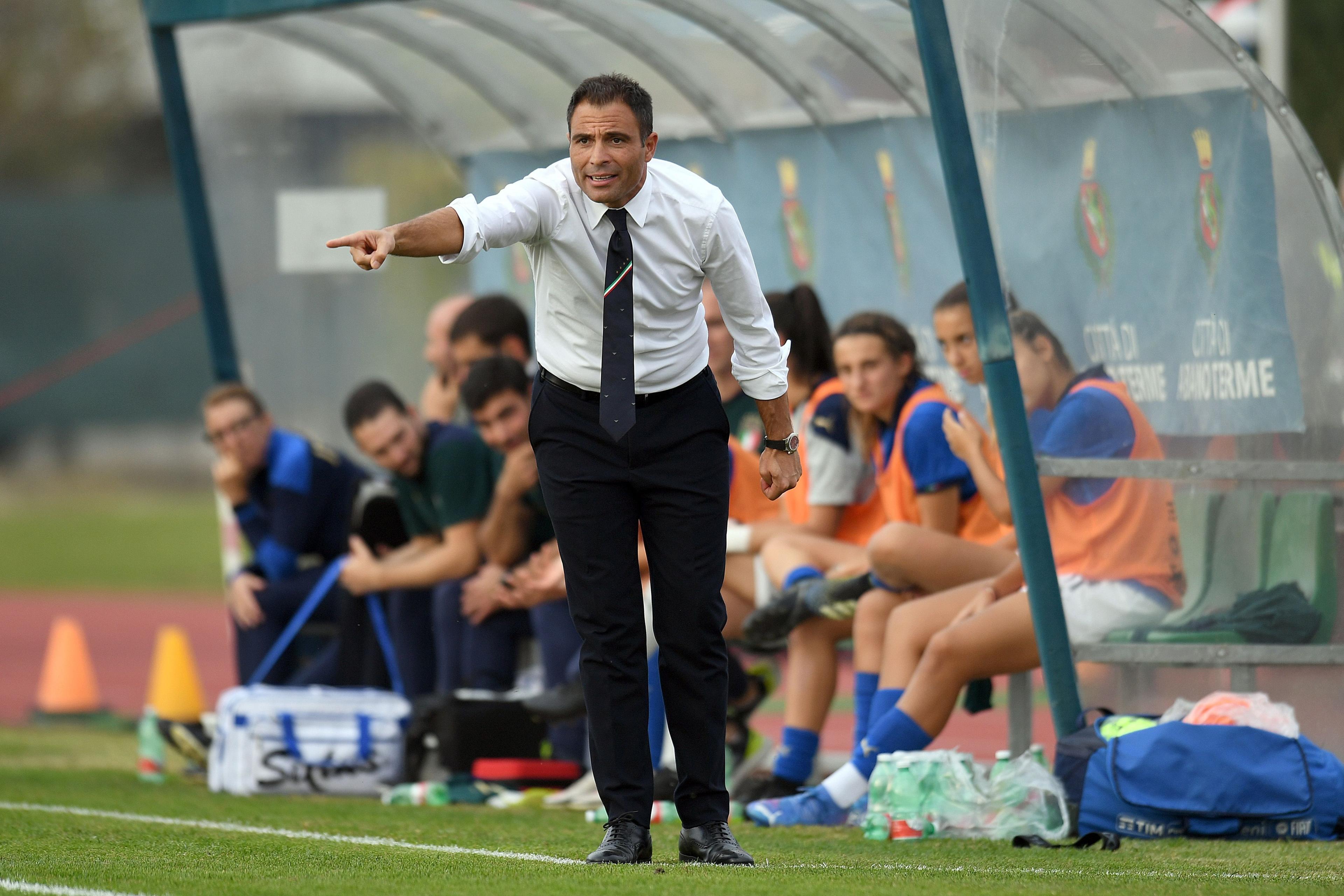 PADOVA, ITALY - OCTOBER 20: Enrico Sbardella head coach of Italy during the UEFA European Women\\'s Under-19 Championship Round 1 match between Poland and Italy on October 20, 2021 in Abano Terme near Padova, Italy. (Photo by Alessandro Sabattini/Getty Images)