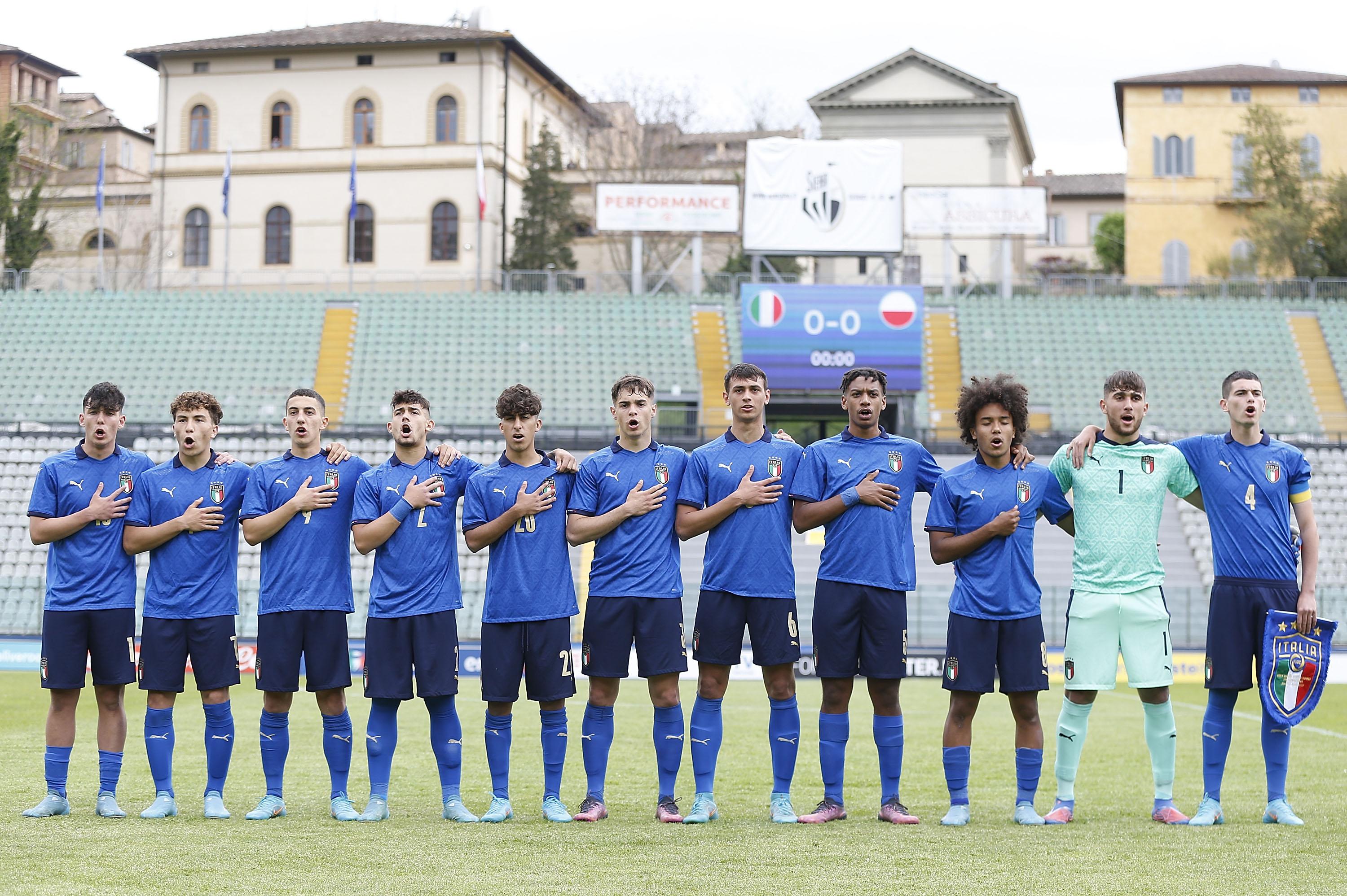 during the U17 Elite Round match between at U17 Elite Round Artemio Franchi - Montepaschi Arena Stadium on April 19, 2022 in Siena, Italy.