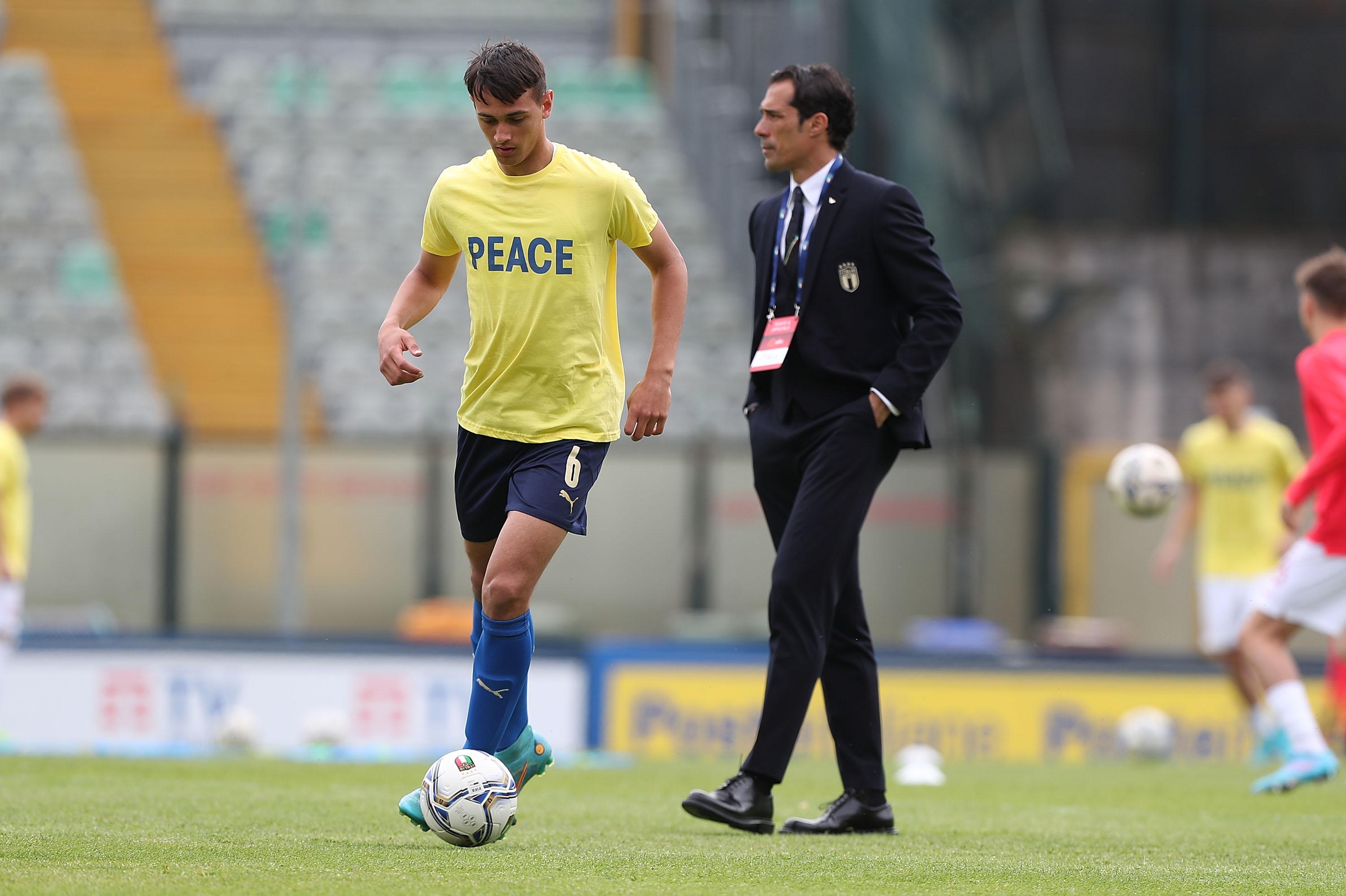 during the U17 Elite Round match between at U17 Elite Round Artemio Franchi - Montepaschi Arena Stadium on April 19, 2022 in Siena, Italy.