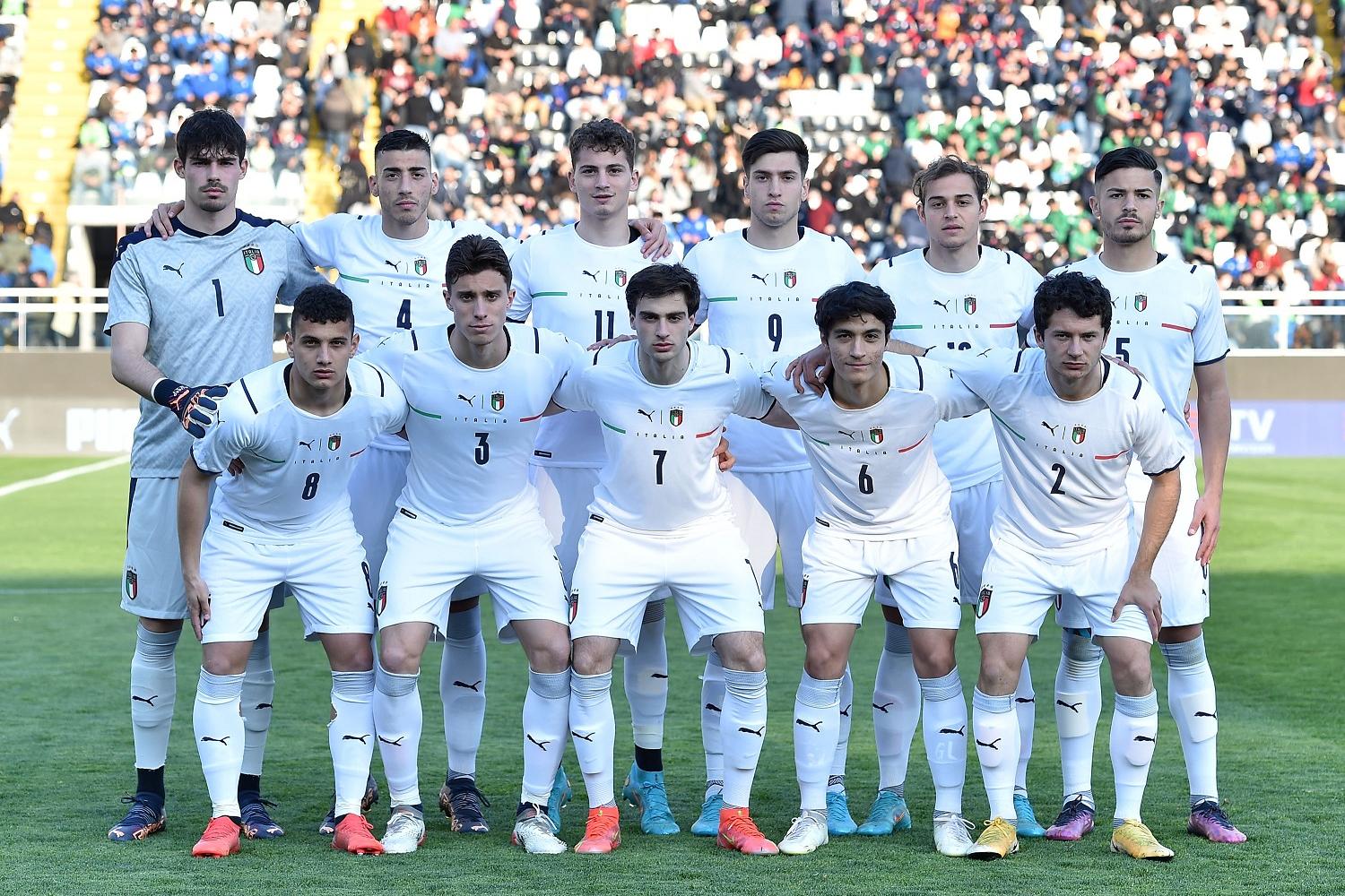 ASCOLI PICENO, ITALY - MARCH 24:  Team of Italy U20 prior the international friendly match between Italy U20 and Germany U20 at Stadio Cino e Lillo del Duca on March 24, 2022 in Ascoli Piceno, Italy.  (Photo by Giuseppe Bellini/Getty Images)