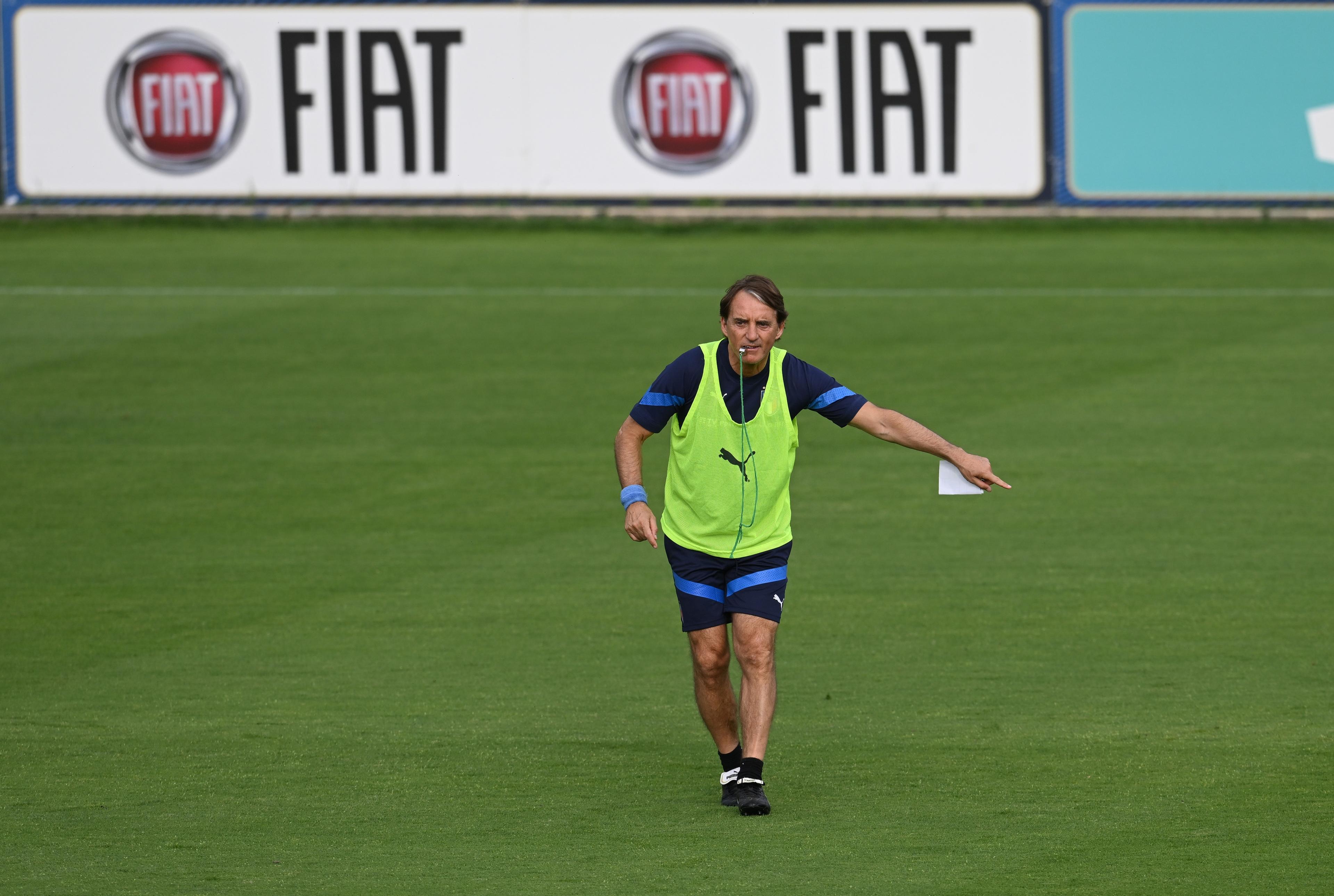 FLORENCE, ITALY - MAY 27: Head coach Italy Roberto Mancini reacts during training session at Centro Tecnico Federale di Coverciano on May 27, 2022 in Florence, Italy. (Photo by Claudio Villa/Getty Images)