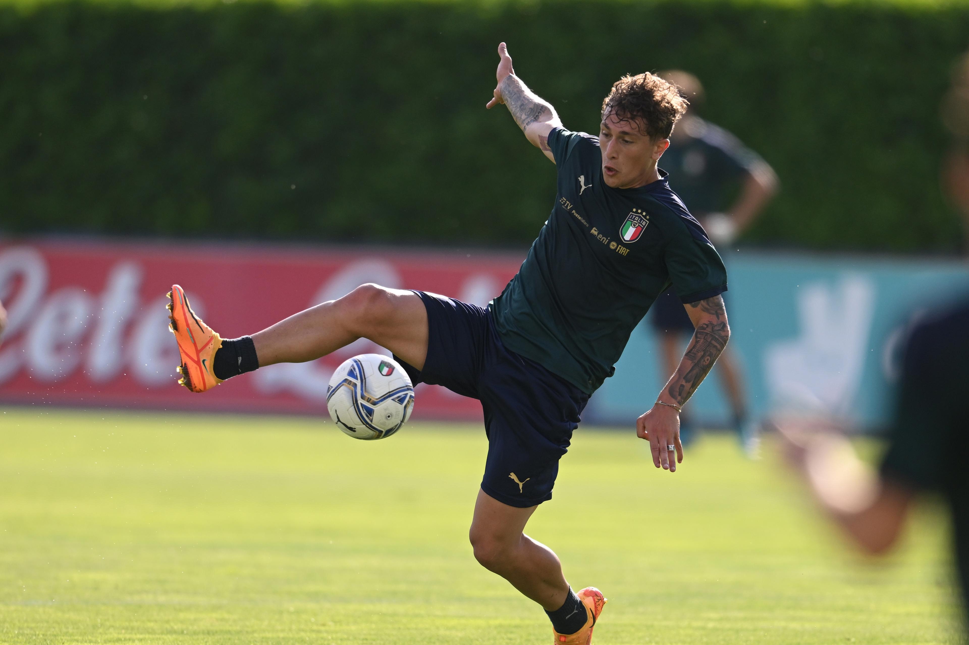 FLORENCE, ITALY - MAY 25: Salvatore Esposito of Italy in action during an Italy training session at Centro Tecnico Federale di Coverciano on May 25, 2022 in Florence, Italy. (Photo by Claudio Villa/Getty Images)
