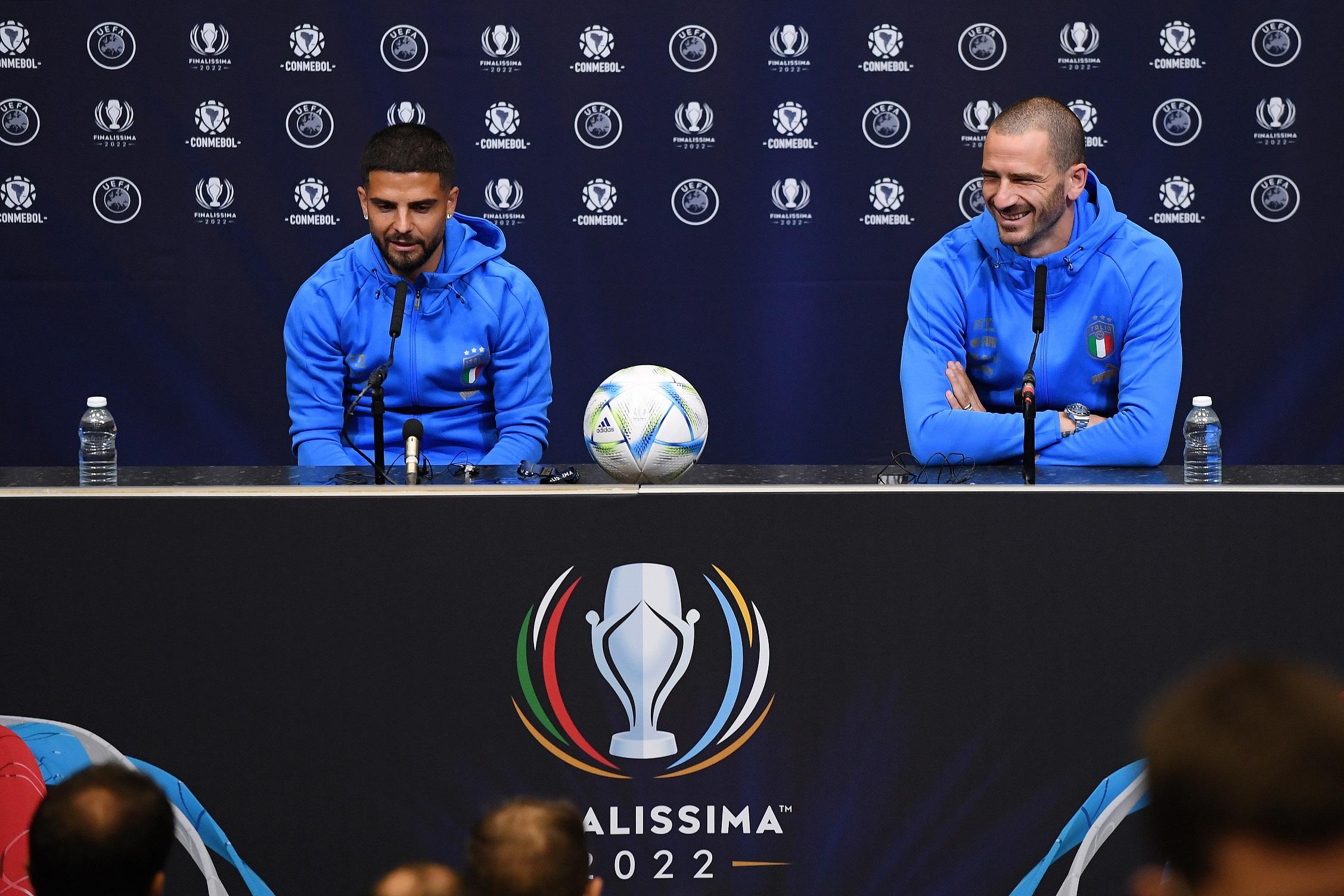 LONDON, ENGLAND - MAY 31: Lorenzo Insigne and Leonardo Bonucci of Italy speak to the media during the Italy Press Conference at Wembley Stadium on May 31, 2022 in London, England. (Photo by Claudio Villa/Getty Images)