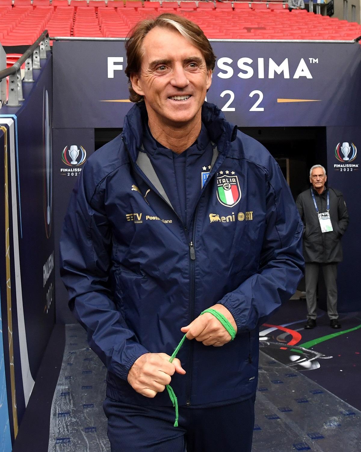 LONDON, ENGLAND - MAY 31: Roberto Mancini, Head Coach of Italy enters the pitch prior to the Italy Training Session at Wembley Stadium on May 31, 2022 in London, England. (Photo by Claudio Villa/Getty Images)