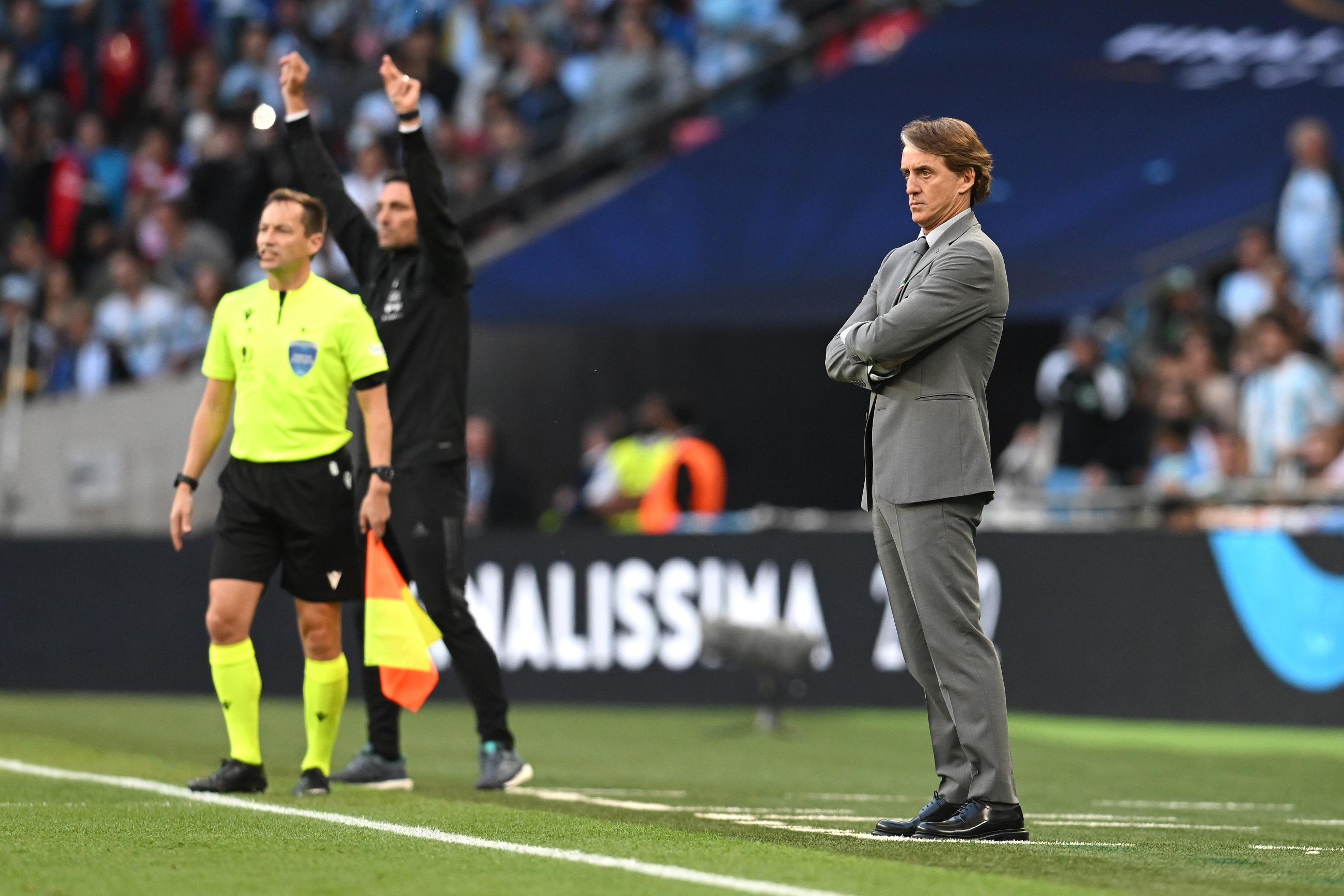 LONDON, ENGLAND - JUNE 01: Roberto Mancini, Manager of Italy, looks on during the 2022 Finalissima match between Italy and Argentina at Wembley Stadium on June 01, 2022 in London, England. (Photo by Claudio Villa/Getty Images)