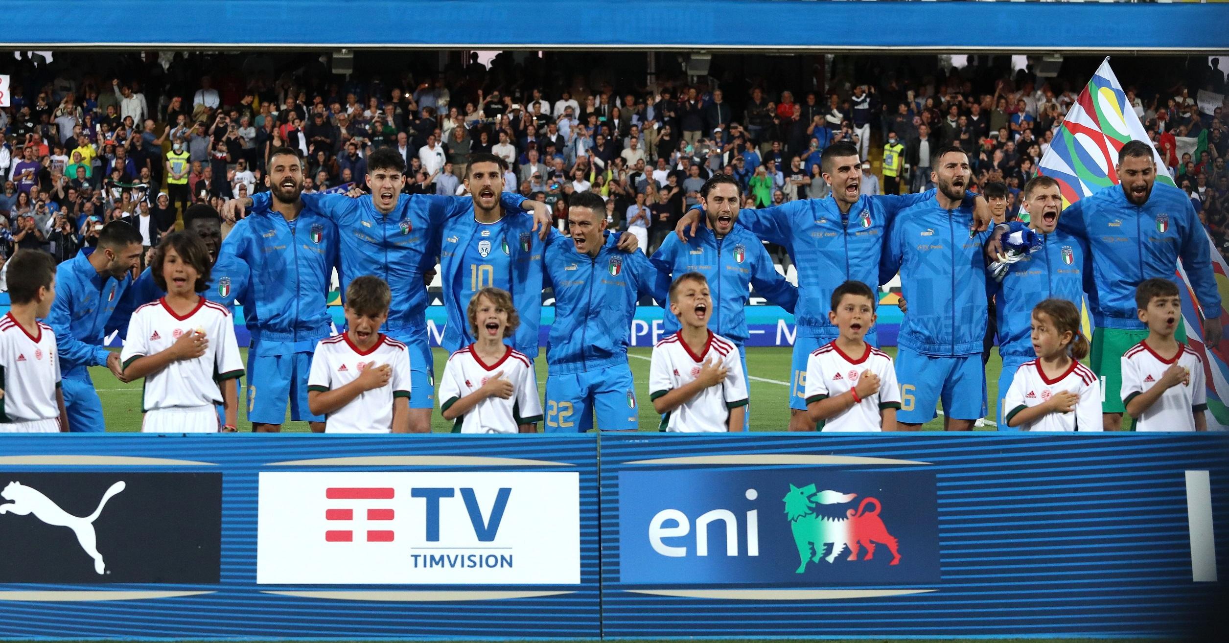 CESENA, ITALY - JUNE 07: Italy players line up for the anthem before the UEFA Nations League League A Group 3 match between Italy and Hungary at Stadium Dino Manuzzi on June 07, 2022 in Cesena, Italy. (Photo by Marco Luzzani/Getty Images)