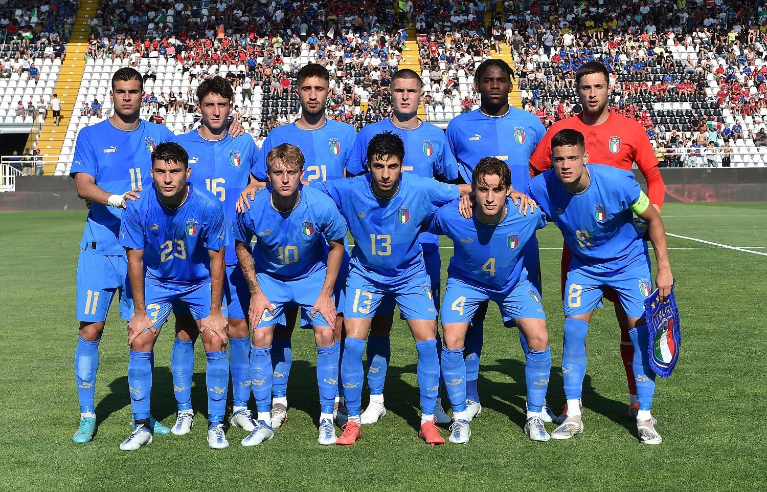 ASCOLI PICENO, ITALY - JUNE 14: Team of Italy U21 prior the UEFA European Under-21 Championship Qualifier Group F match between Italy U21 and Ireland U21 at Stadio Cino e Lillo Del Duca on June 14, 2022 in Ascoli Piceno, Italy. (Photo by Giuseppe Bellini/Getty Images)