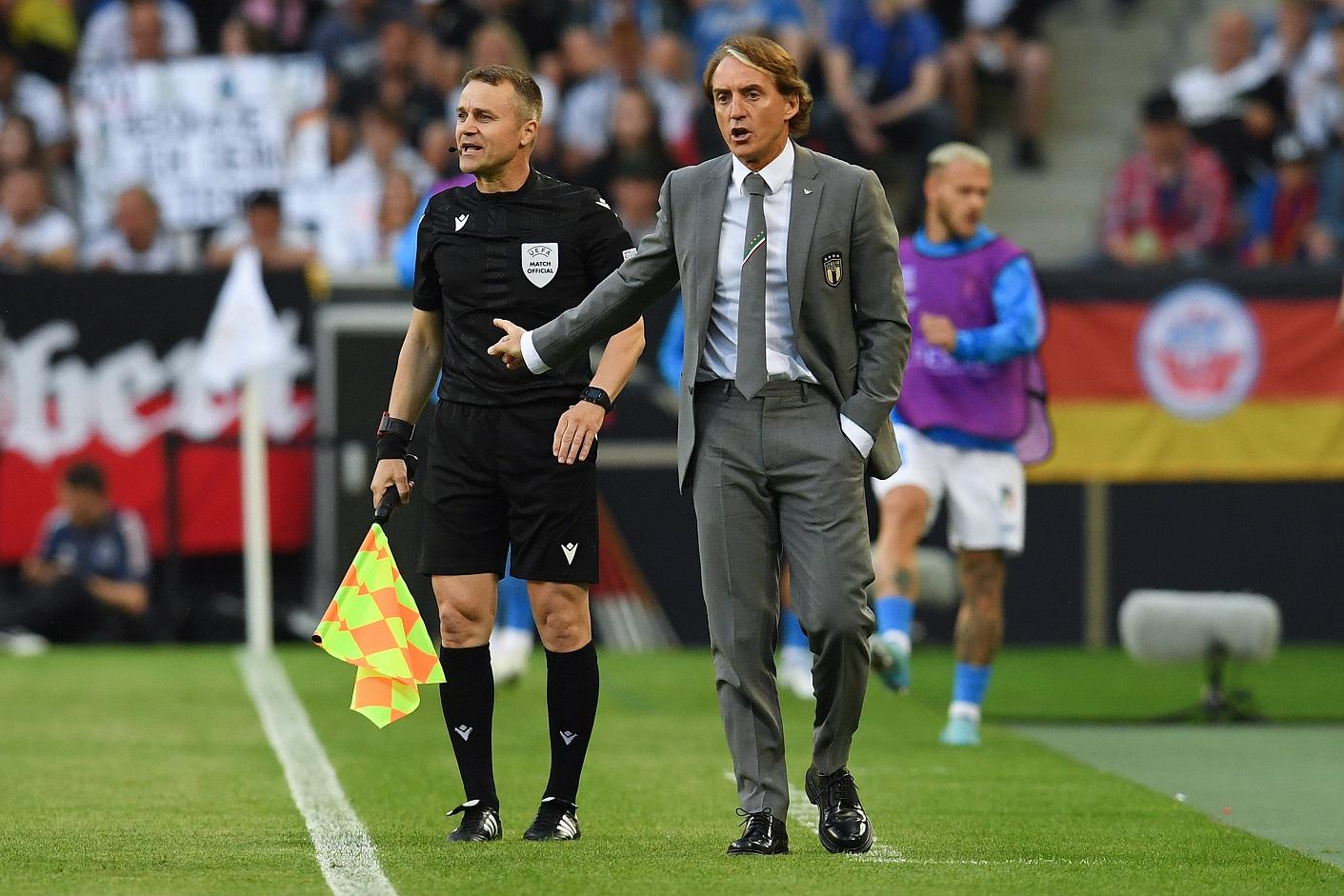 MOENCHENGLADBACH, GERMANY - JUNE 14: Roberto Mancini, Manager of Italy, reacts during the UEFA Nations League League A Group 3 match between Germany and Italy at Borussia Park Stadium on June 14, 2022 in Moenchengladbach, Germany. (Photo by Claudio Villa/Getty Images)