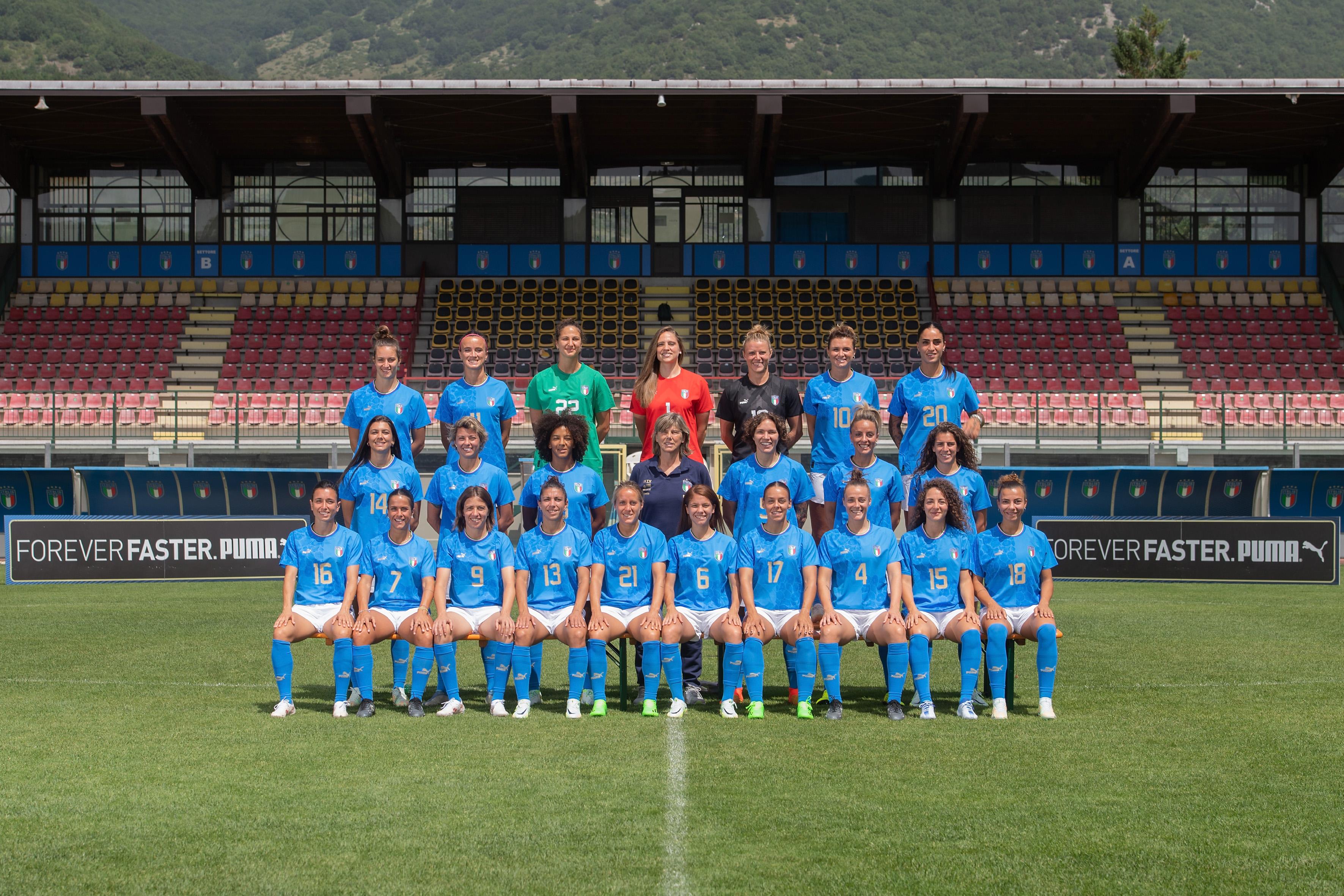 CASTEL DI SANGRO, ITALY - JUNE 27: Italy Women Team pose for a photograph at Teofilo Patini stadium on June 27, 2022 in Castel di Sangro, Italy. (Photo by Tullio M. Puglia/Getty Images)