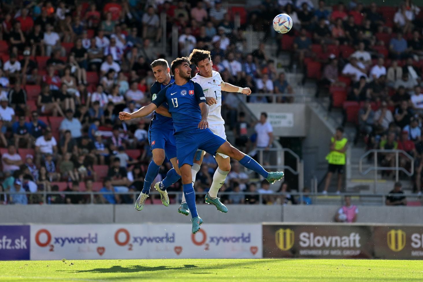 Si rinnova la sfida tra Italia e Inghilterra. Miretti: \"Vogliamo la finale\". Il match in diretta su Rai 2