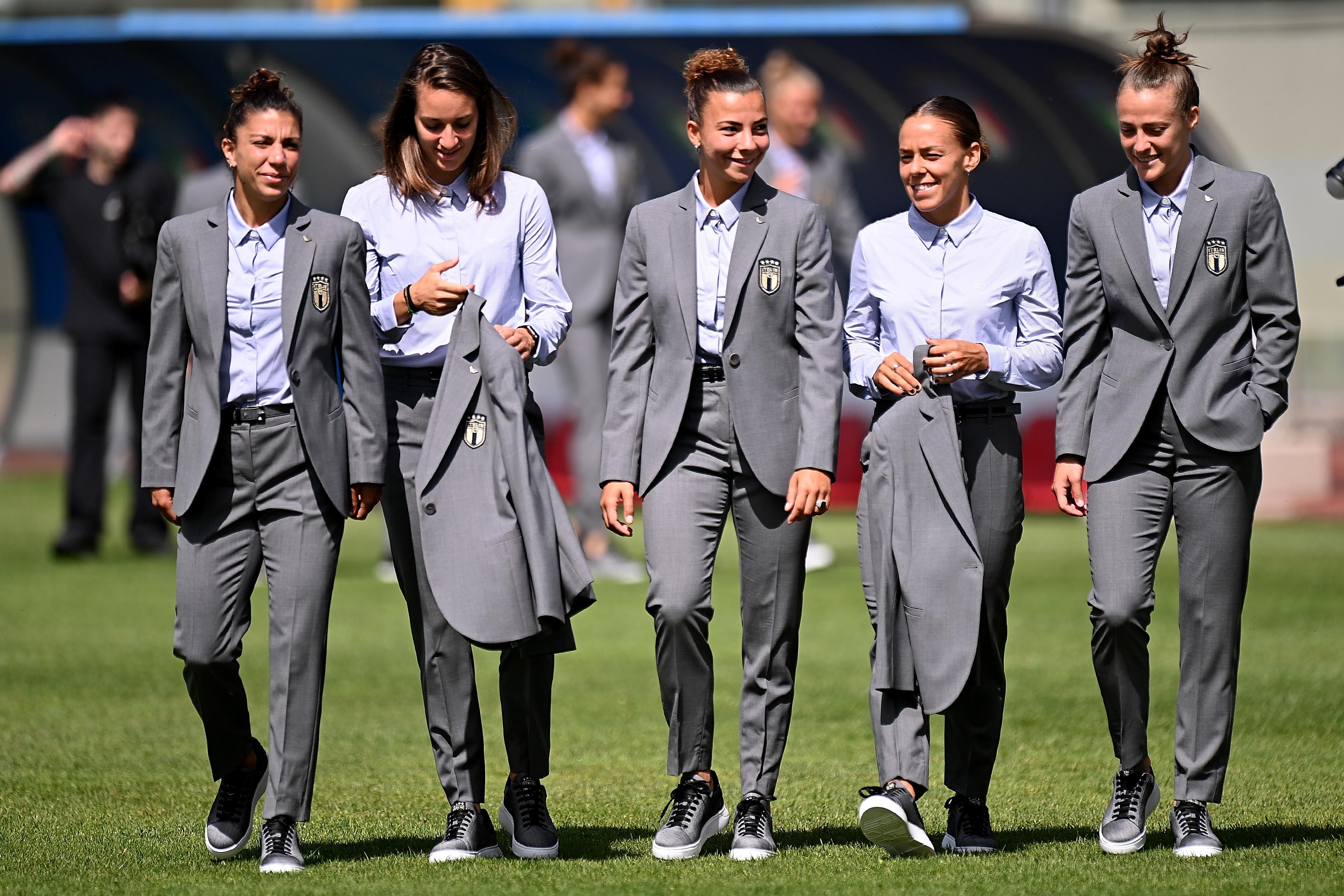 CASTEL DI SANGRO, ITALY - JUNE 27: Elisa Bartoli, Martina Lenzini, Arianna Caruso, Lisa Boattin and Aurora Galli of Italy Women Team prepare to pose for a team photograph at Teofilo Patini stadium on June 27, 2022 in Castel di Sangro, Italy. (Photo by Tullio M. Puglia/Getty Images)