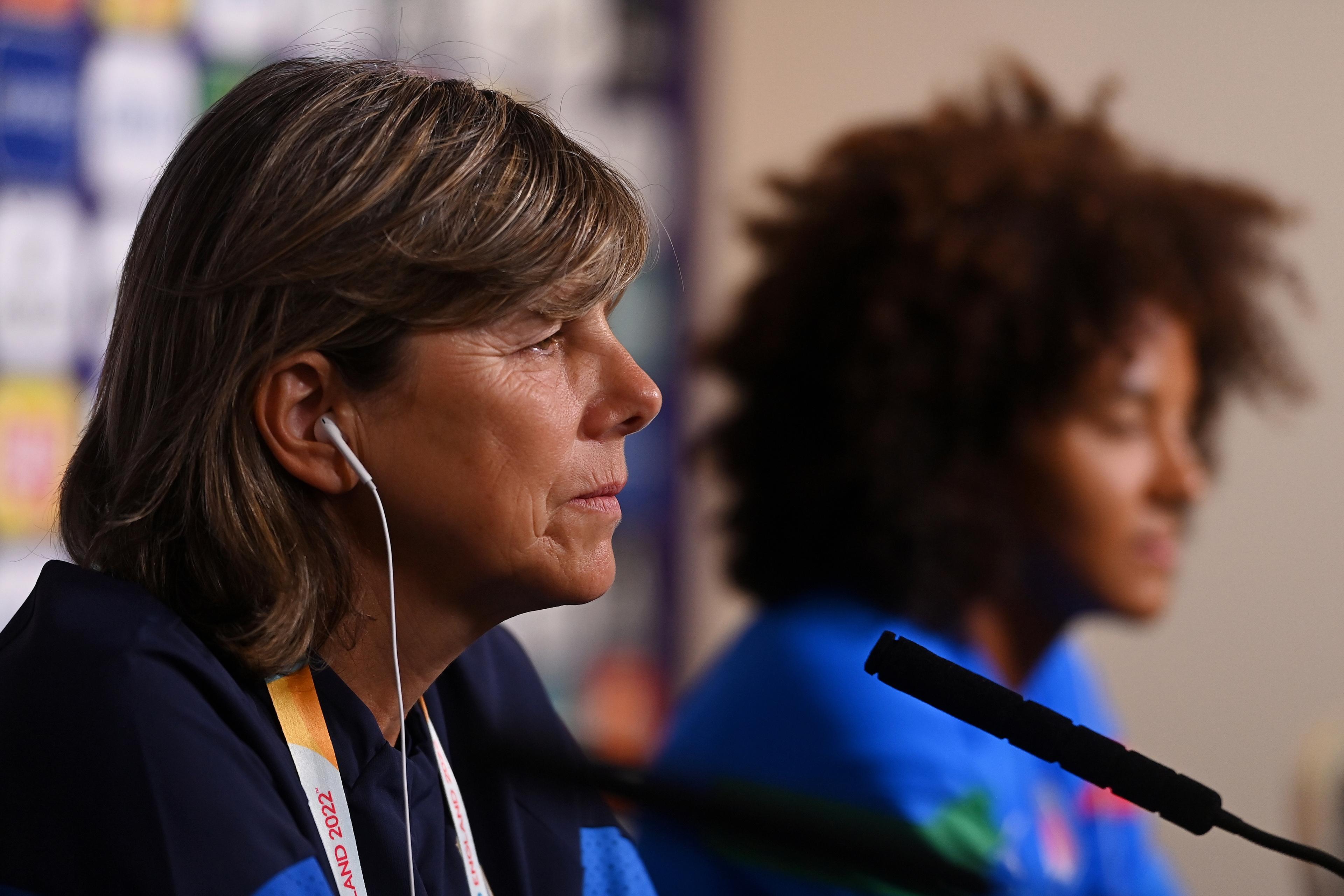È arrivato il momento delle Azzurre. Bertolini: \"La Francia è fortissima, alla squadra chiedo coraggio e sacrificio\"