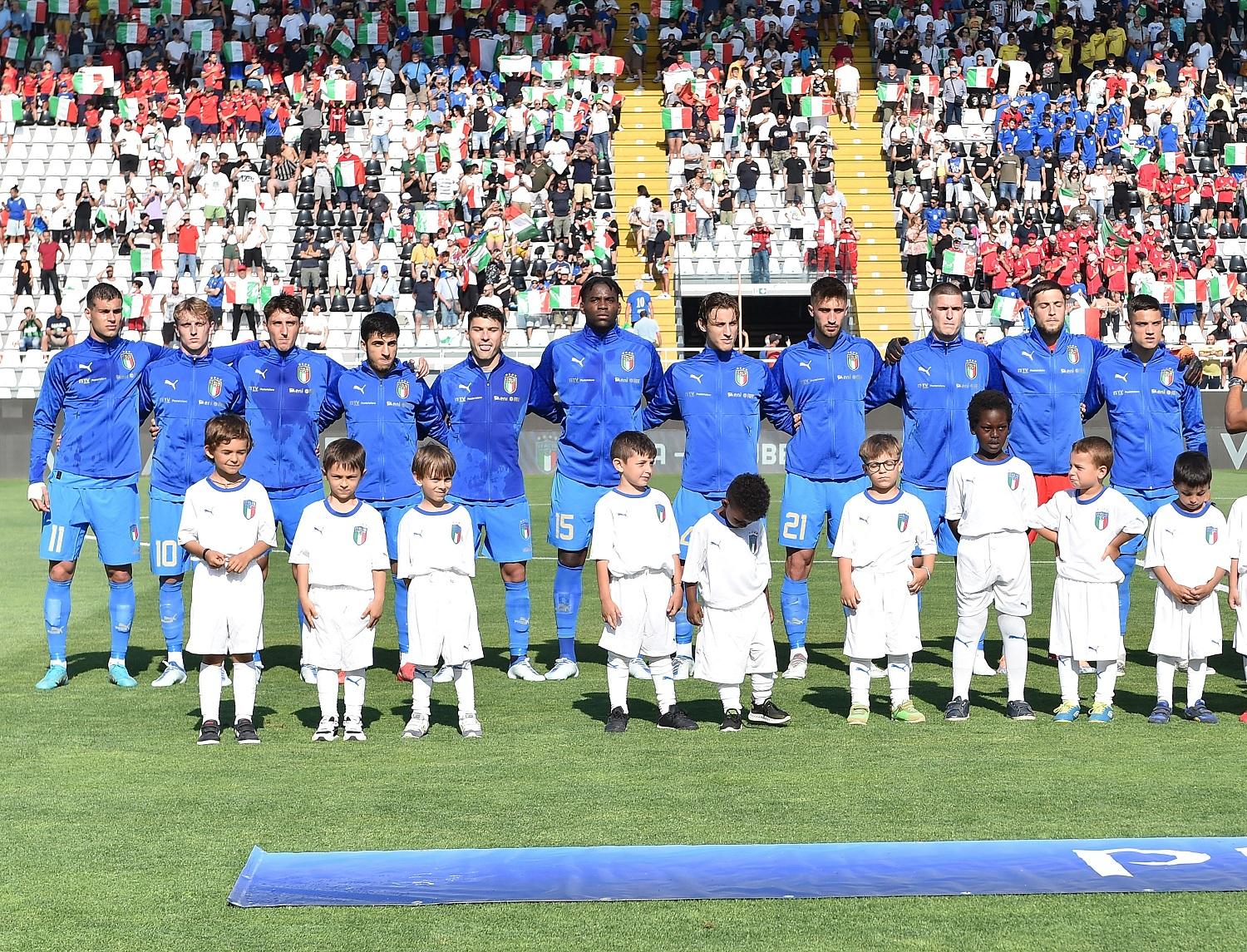 ASCOLI PICENO, ITALY - JUNE 14: Team of Italy U21 prior the UEFA European Under-21 Championship Qualifier Group F match between Italy U21 and Ireland U21 at Stadio Cino e Lillo Del Duca on June 14, 2022 in Ascoli Piceno, Italy. (Photo by Giuseppe Bellini/Getty Images)