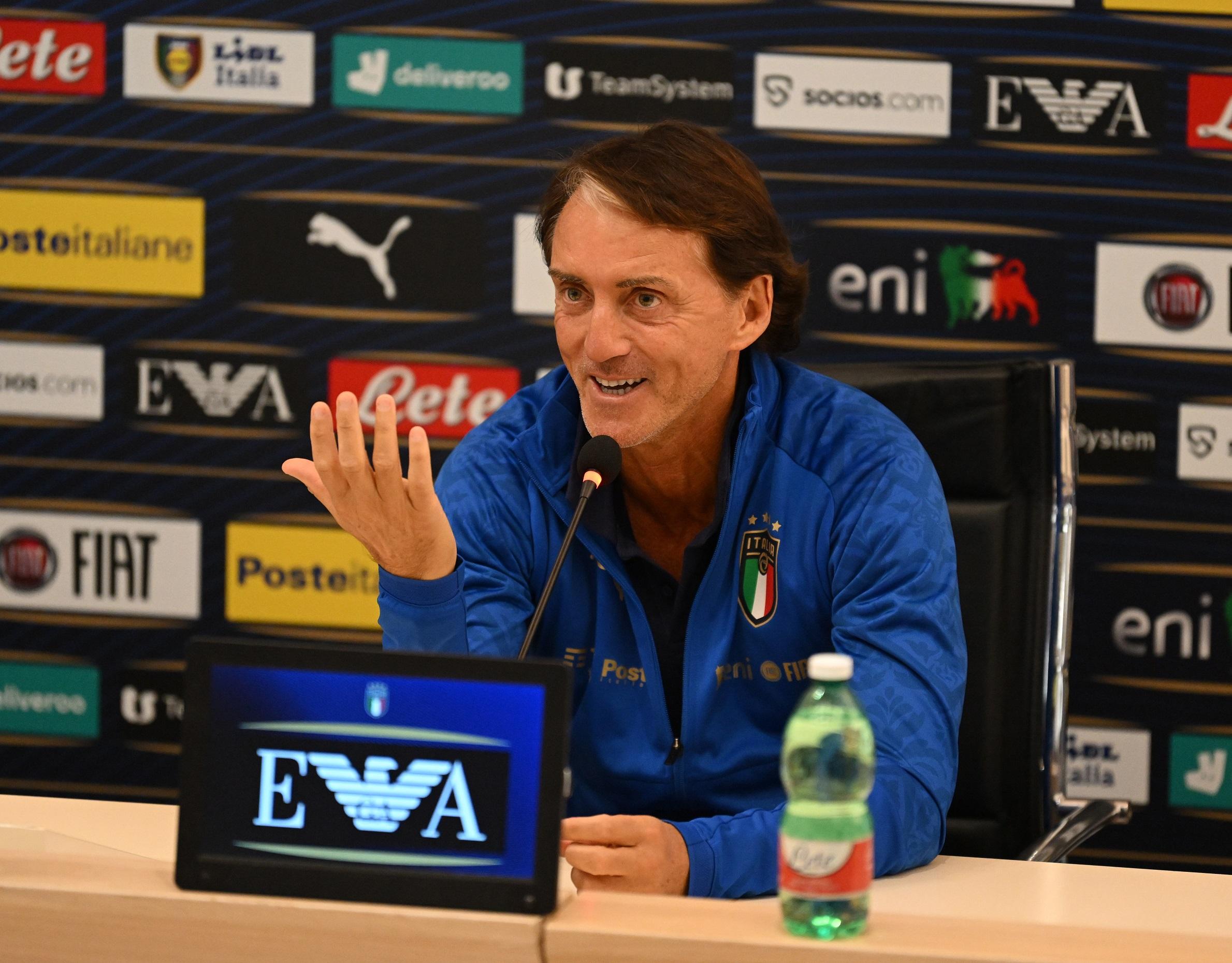 FLORENCE, ITALY - SEPTEMBER 19: Head coach Italy Roberto Mancini speaks with the media during a press conference at Centro Tecnico Federale di Coverciano on September 19, 2022 in Florence, Italy. (Photo by Claudio Villa/Getty Images)