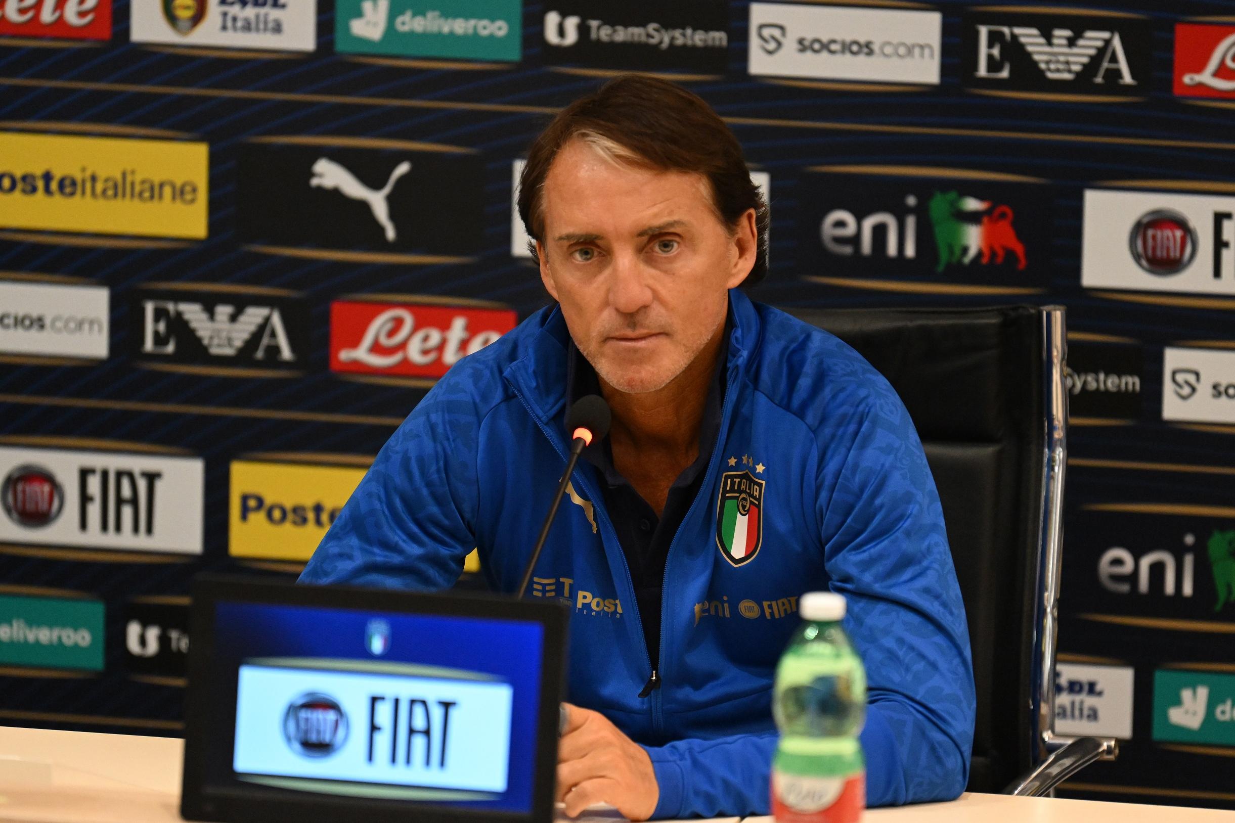 FLORENCE, ITALY - SEPTEMBER 19: Head coach Italy Roberto Mancini speaks with the media during a press conference at Centro Tecnico Federale di Coverciano on September 19, 2022 in Florence, Italy. (Photo by Claudio Villa/Getty Images)