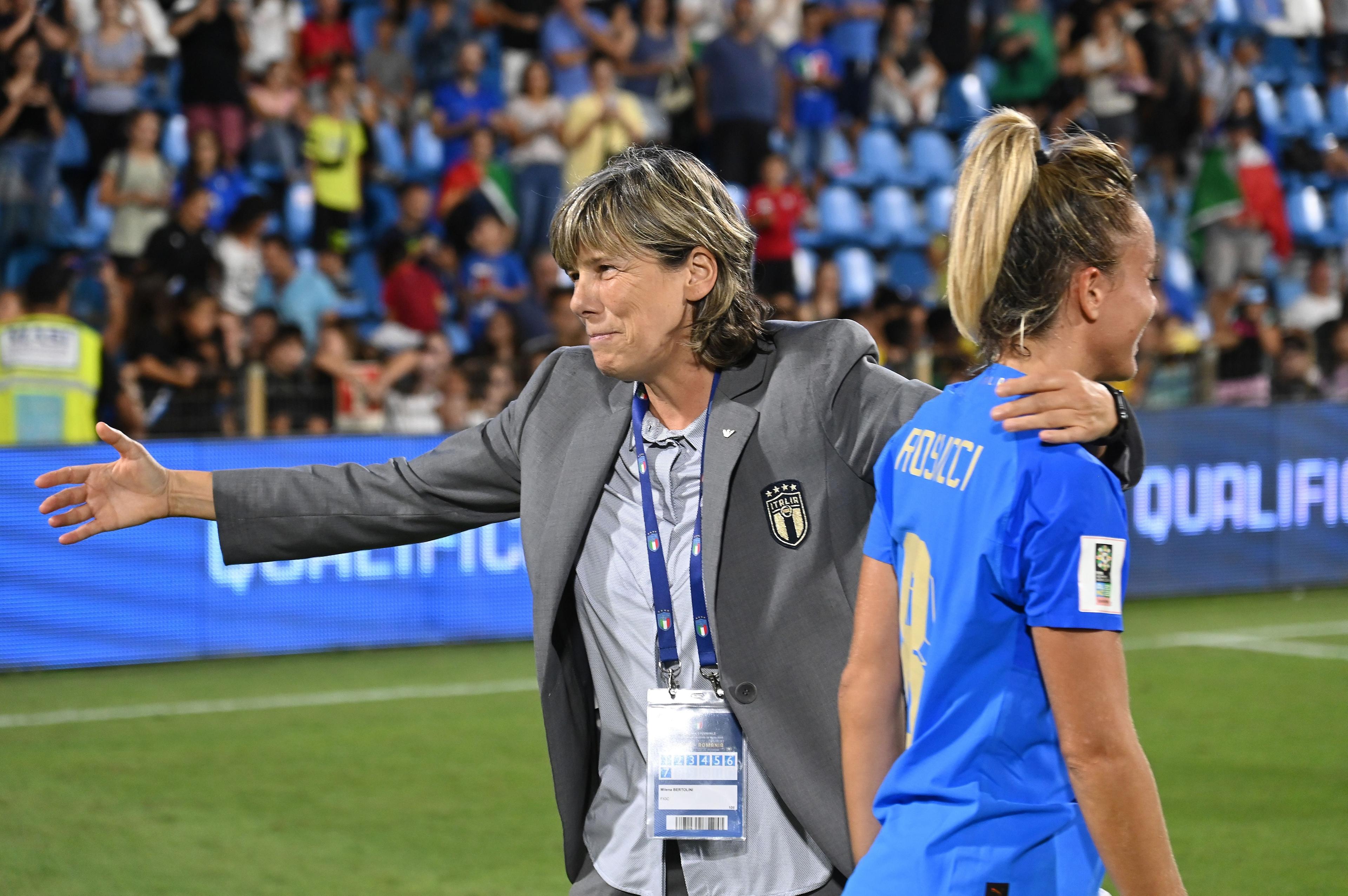 ROME, ITALY - SEPTEMBER 06: Milena Bertolini head coach of Italy Women celebrates with Martina Rosucci during the FIFA Women's World Cup 2023 Qualifier group G match between Italy and Romania at on September 06, 2022 in Rome , Italy. (Photo by Alessandro Sabattini/Getty Images)