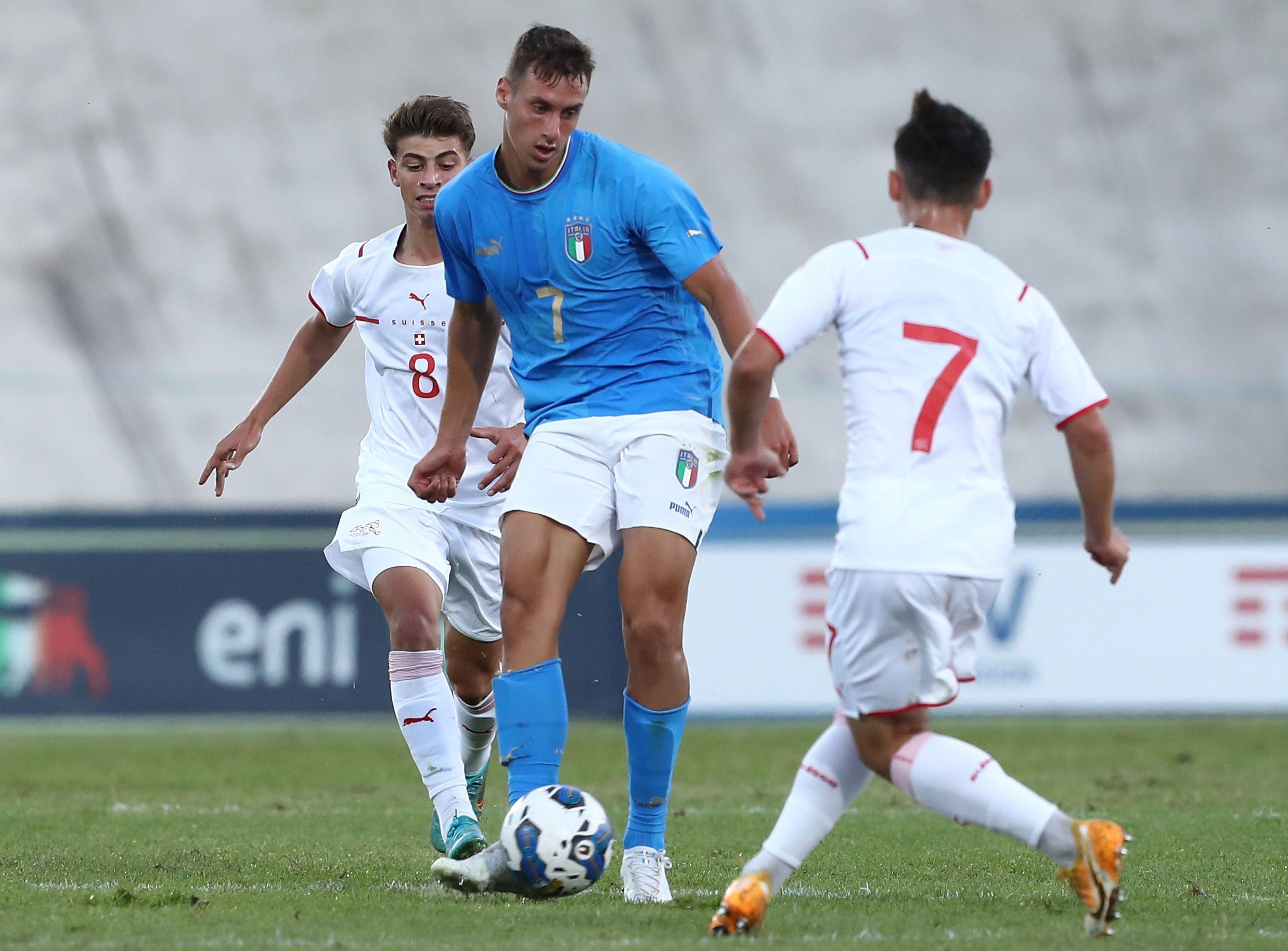 VARESE, ITALY - SEPTEMBER 27: Filippo Terracciano of Italy in action during the International Friendly Match between Italy U20 and Switzerland U20 at Stadio Franco Ossola on September 27, 2022 in Varese, Italy. (Photo by Marco Luzzani/Getty Images)