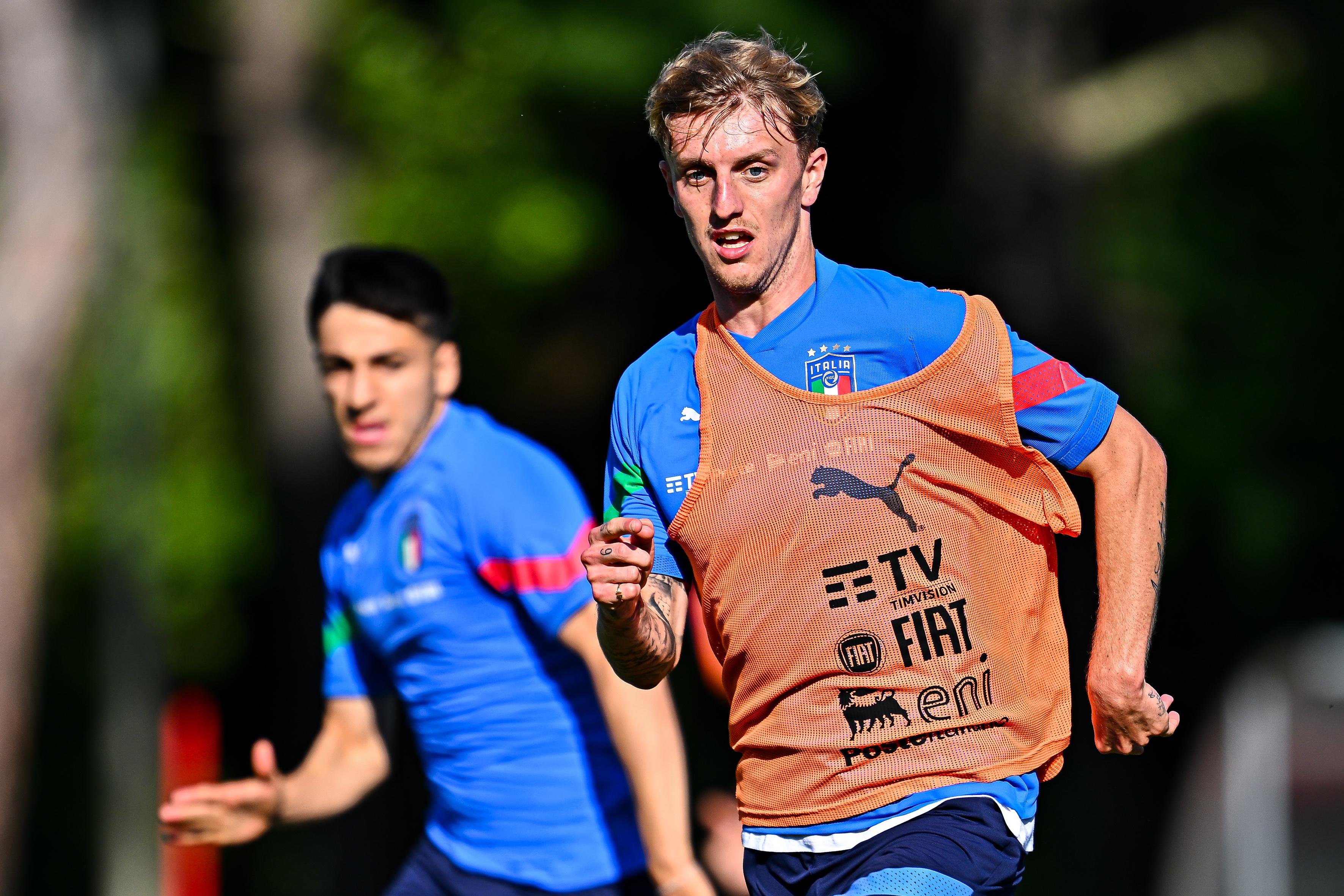 TIRRENIA, ITALY - MAY 31: Nicolò Rovella of Italy (R) is seen in action during an Italy U21 Training Session on May 31, 2022 in Tirrenia, Italy. (Photo by Simone Arveda/Getty Images)