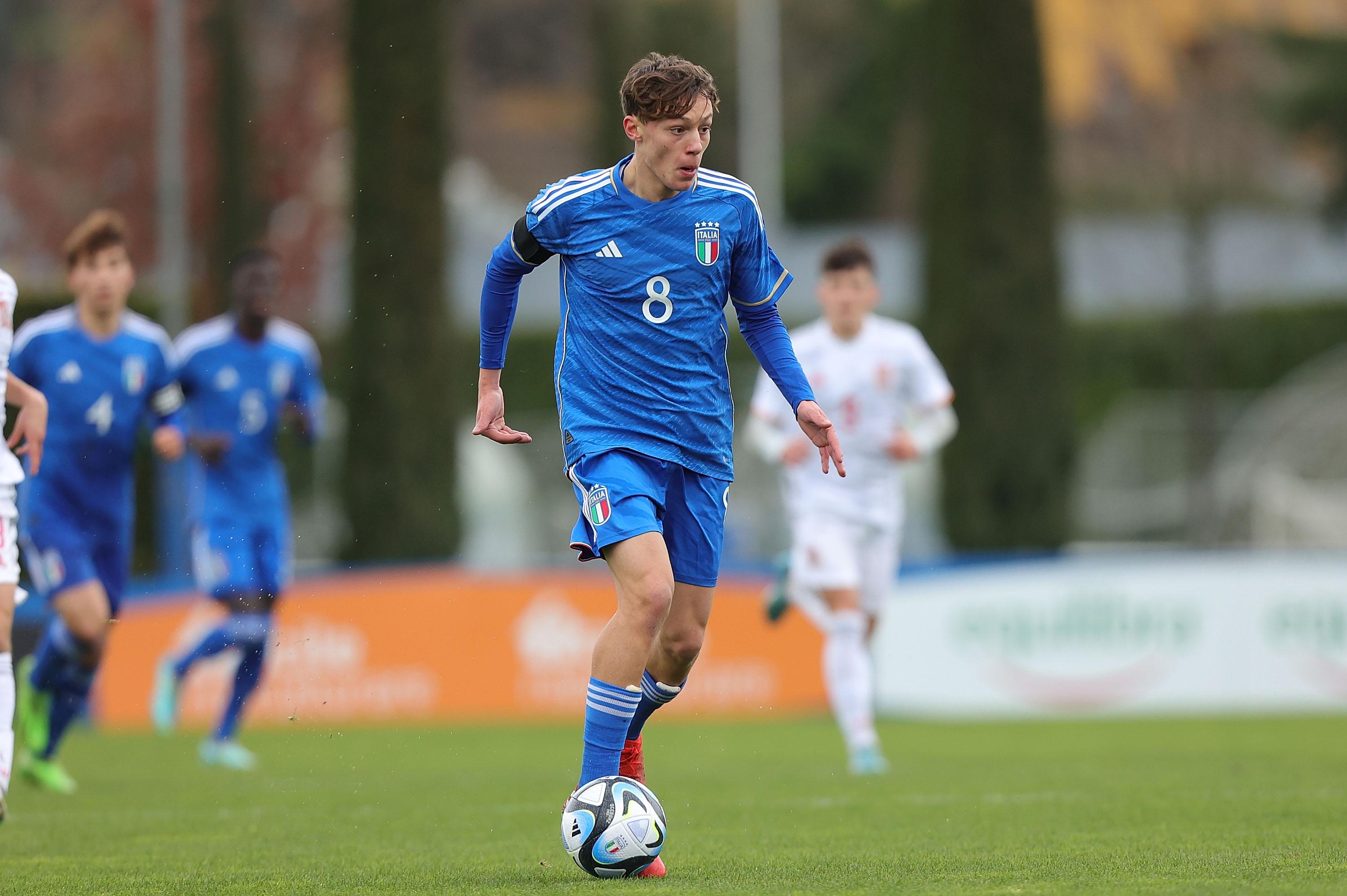 FLORENCE, ITALY - JANUARY 18: Fabio Parravicini of Italy U18 in action during the international friendly match between Italy U18 and Spain U18 at Centro Tecnico Federale di Coverciano on January 18, 2023 in Florence, Italy. (Photo by Gabriele Maltinti/Getty Images) *** Local Caption *** Fabio Parravicini