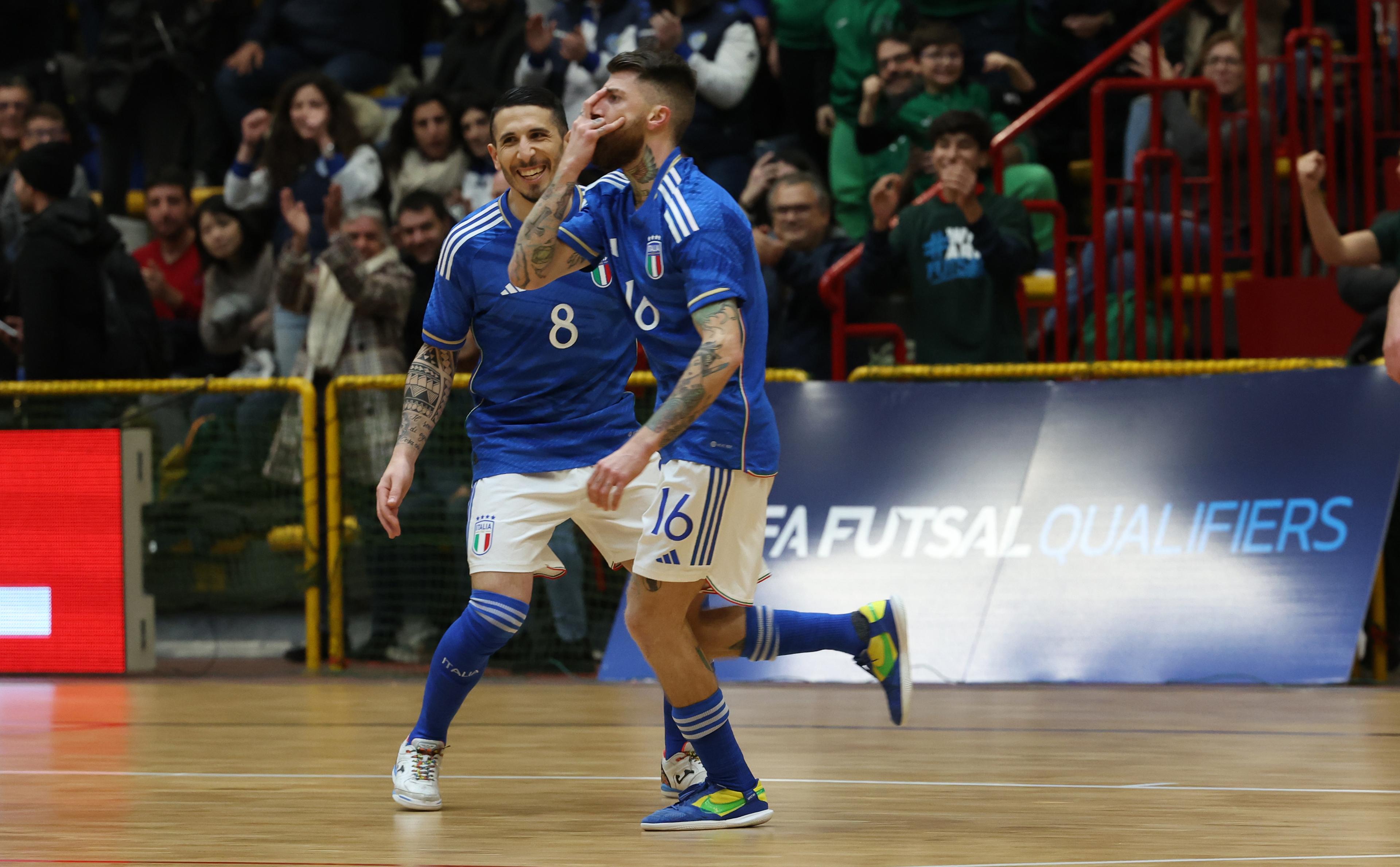 CATANIA, ITALY - MARCH 01: Cristopher Dyan Cutrupi of Italy celebrates his team's first goal during 2024 Futsal World Cup Qualifying match played between Italy and North Macedonia at Palacatania on March 01, 2023 in Catania, Italy. (Photo by Maurizio Lagana/Getty Images)