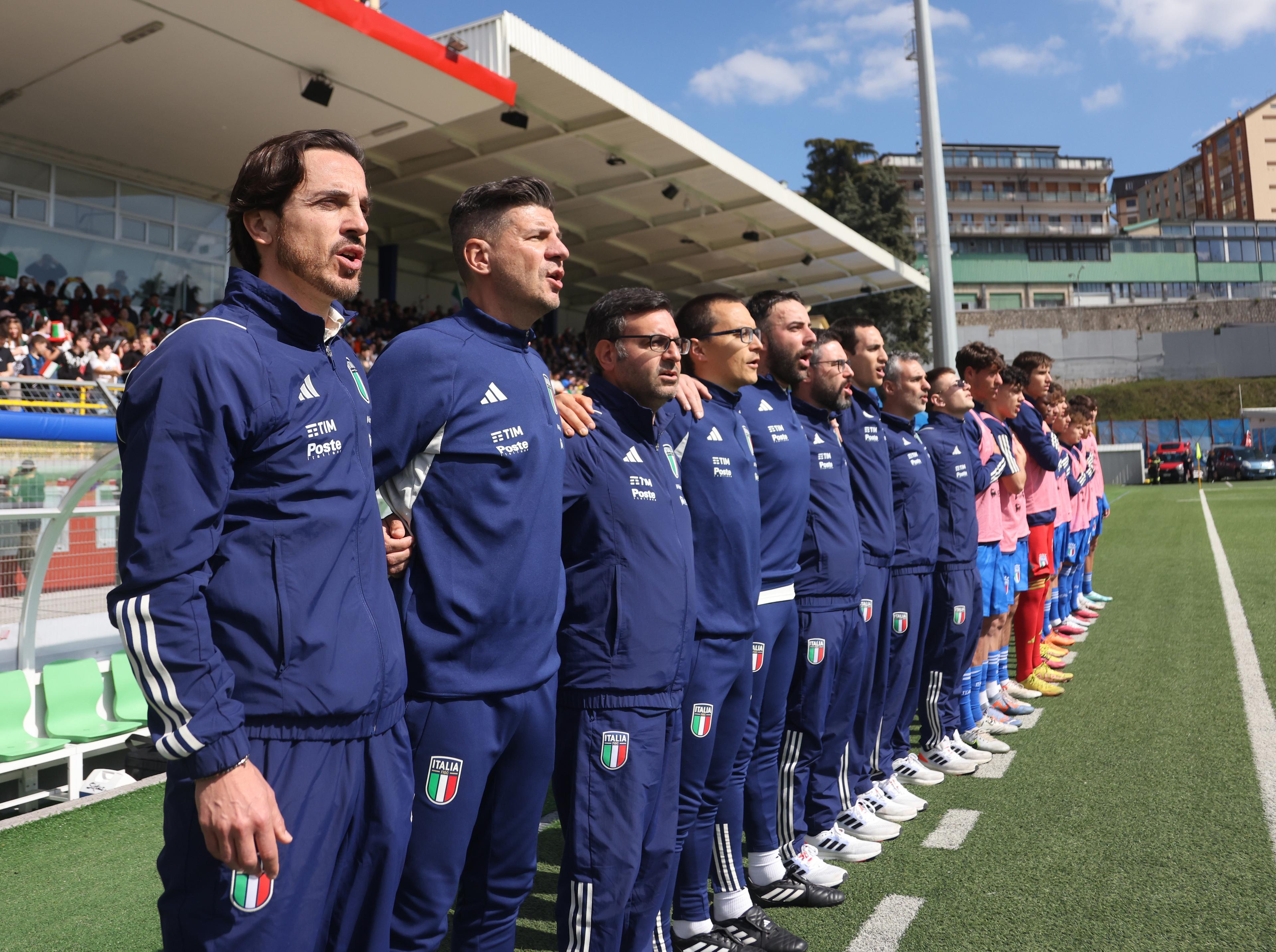 POTENZA, ITALY - MARCH 23: Head coach of Italy Daniele Franceschini sings the national anthem during International Friendly match between Italy and Romania at Stadio Alfredo Viviani on March 23, 2023 in Potenza, Italy. (Photo by Maurizio Lagana/Getty Images)