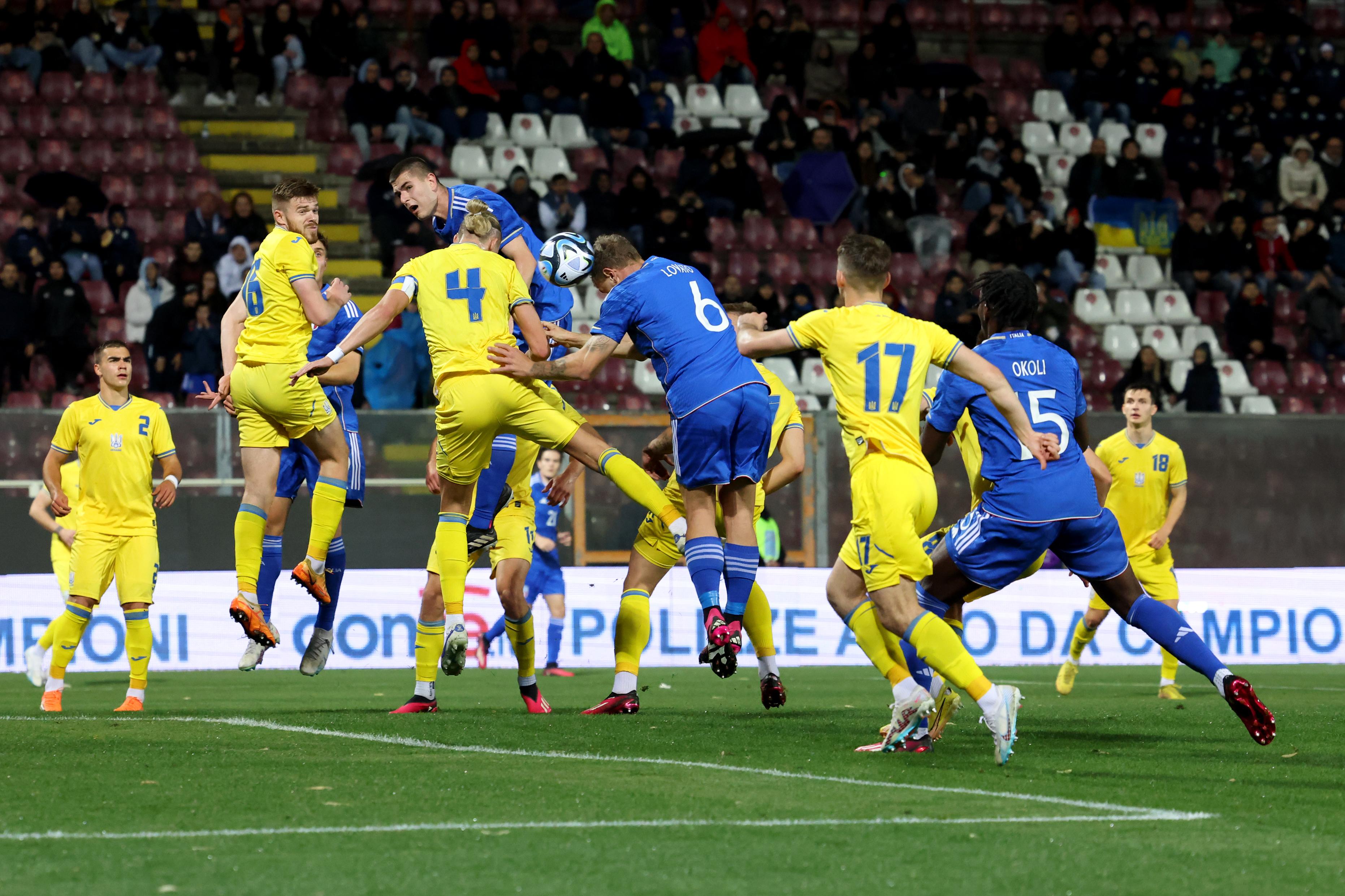 REGGIO CALABRIA, ITALY - MARCH 27: Matteo Lovato of Italy scores his team's first goal during the International Friendly match between Italy U21 and Ukraine U21 at Stadio Oreste Granillo on March 27, 2023 in Reggio Calabria, Italy. (Photo by Maurizio Lagana/Getty Images)