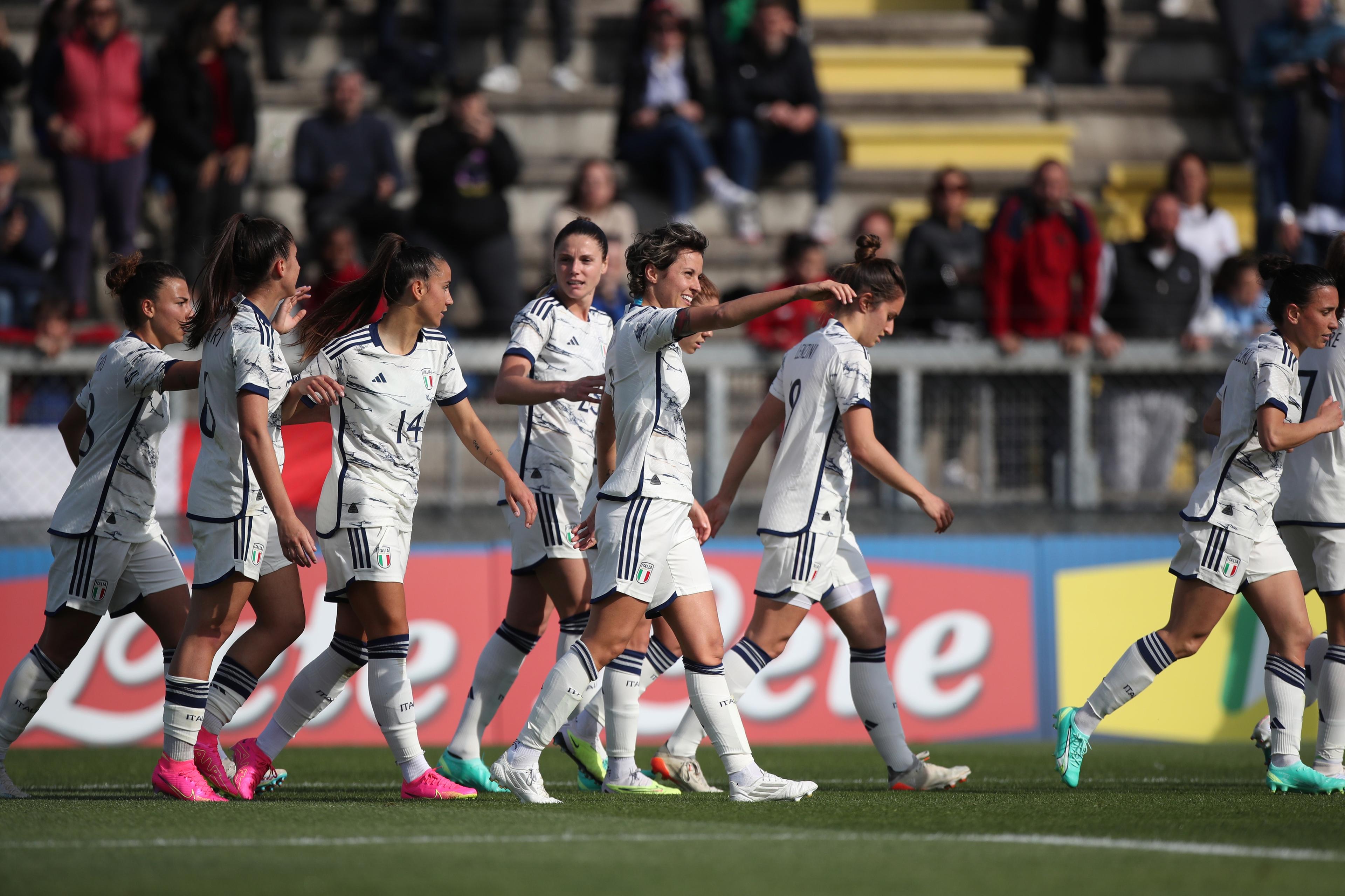 ROME, ITALY - APRIL 11: Valentina Giacinti of Italy women with her teammates celebrates after scoring the opening goal during the International friendly match between Italy women and Colombia women at Stadio Tre Fontane on April 11, 2023 in Rome, Italy. (Photo by Paolo Bruno/Getty Images)