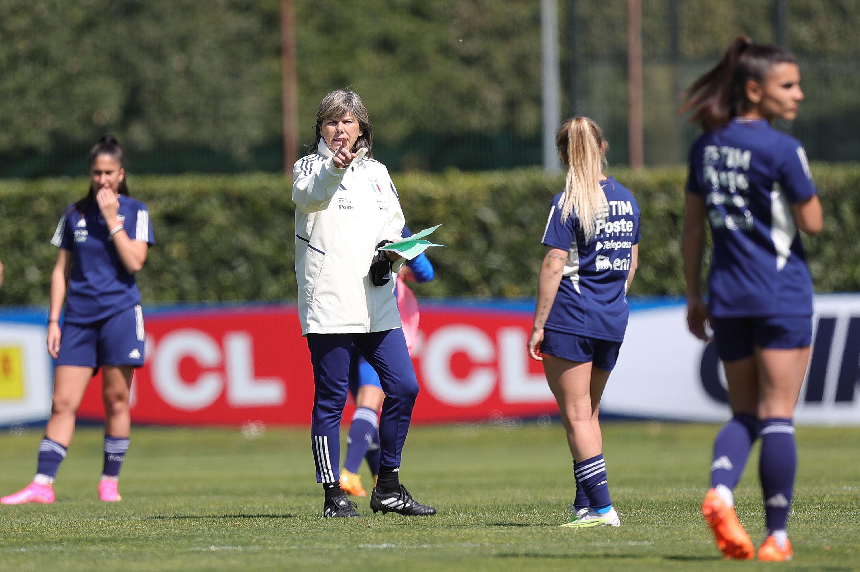 FLORENCE, ITALY - APRIL 06: Milena Bertolini amnager of Italy Women during training session at Centro Tecnico Federale di Coverciano on April 6, 2023 in Florence, Italy. (Photo by Gabriele Maltinti/Getty Images) *** Local Caption *** Milena Bertolini