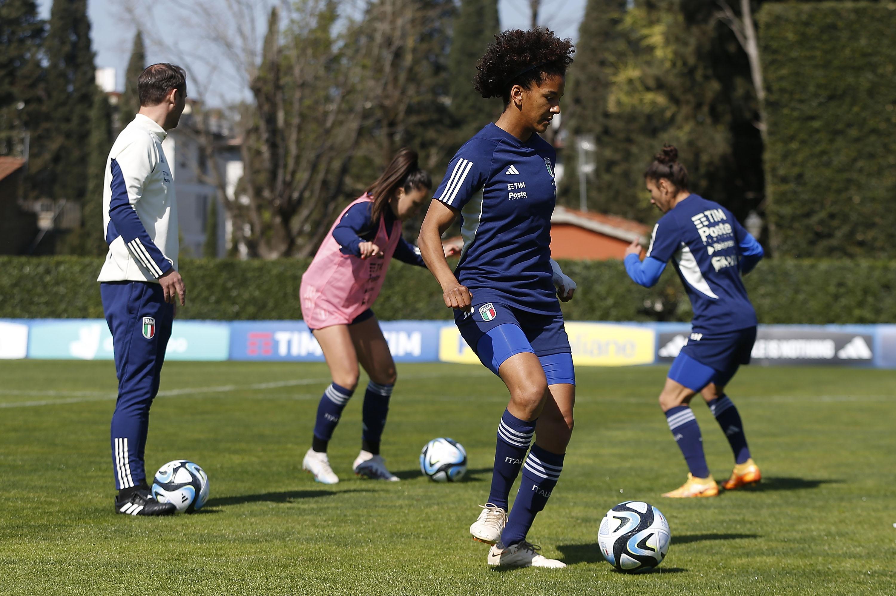 FLORENCE, ITALY - APRIL 06: Sara Gama of Italy Women during training session at Centro Tecnico Federale di Coverciano on April 6, 2023 in Florence, Italy. (Photo by Gabriele Maltinti/Getty Images) *** Local Caption *** Sara Gama