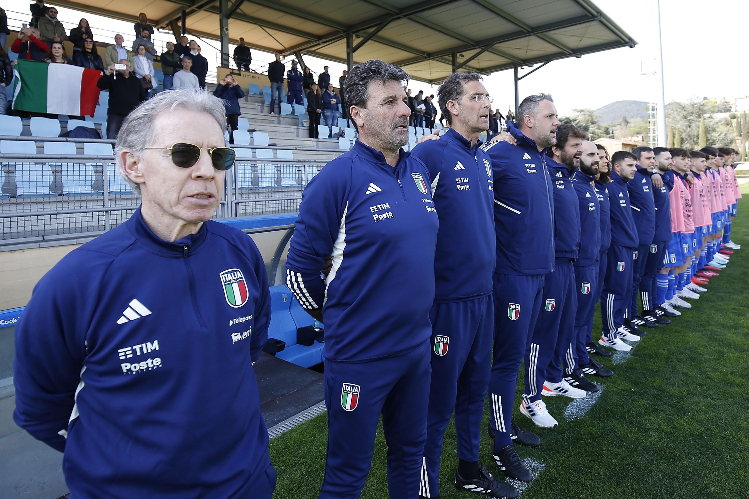 FLORENCE, ITALY - MARCH 24: Head coach of Italy U16 Daniele Zoratto and his staff during the U16 international friendly match between Italy and Germany at Tecnical Centre of Coverciano on March 24, 2023 in Florence, Italy. (Photo by Gabriele Maltinti/Getty Images) *** Local Caption *** Daniele Zoratto