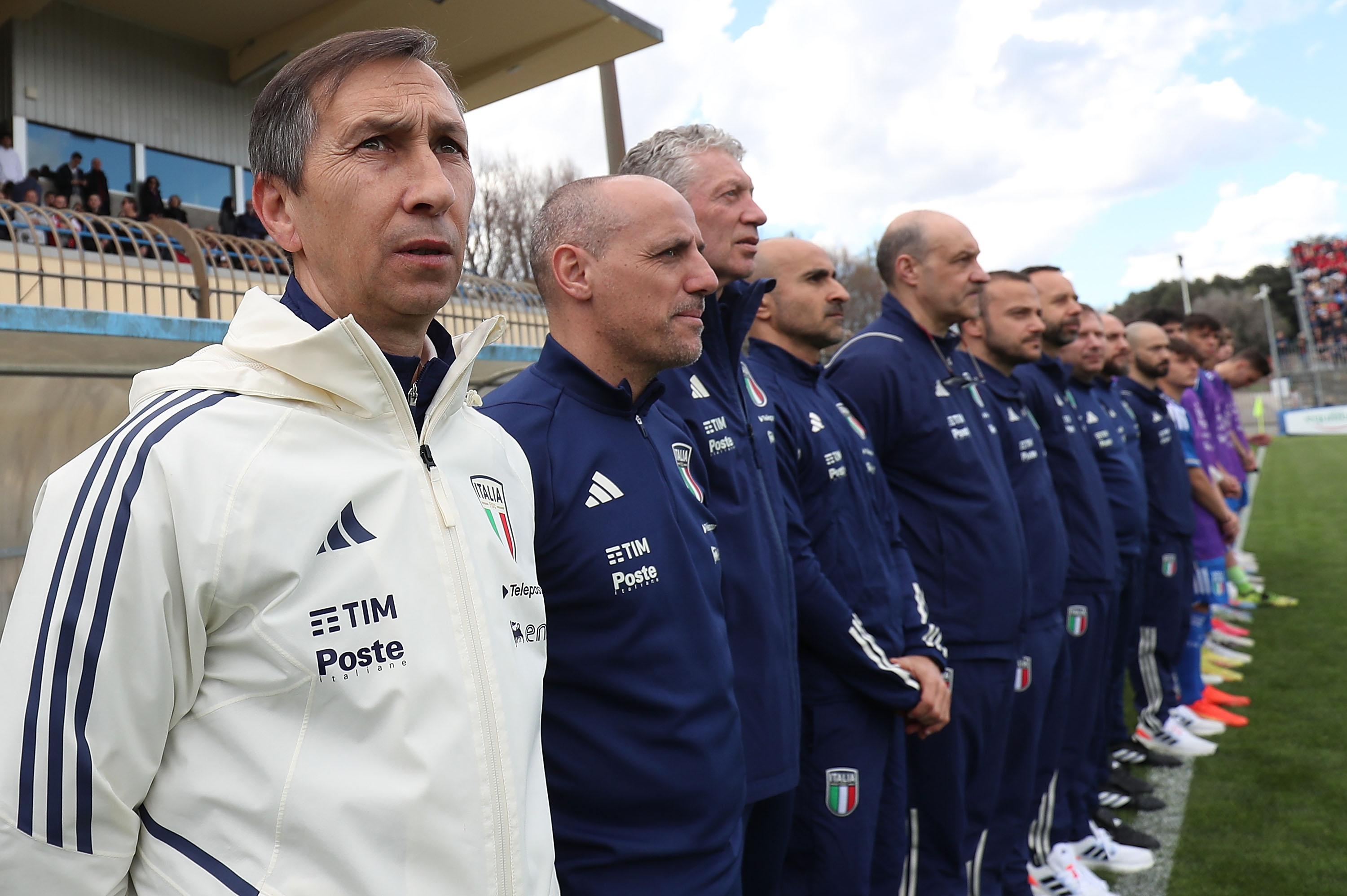 PRATO, ITALY - MARCH 27: Head coach of Italy U20 Carmine Nunziata looks on during the U20 international friendly match between Italy and Germany at Stadio Lungobisenzio on March 27, 2023 in Prato, Italy. (Photo by Gabriele Maltinti/Getty Images) *** Local Caption *** Carmine Nunziata