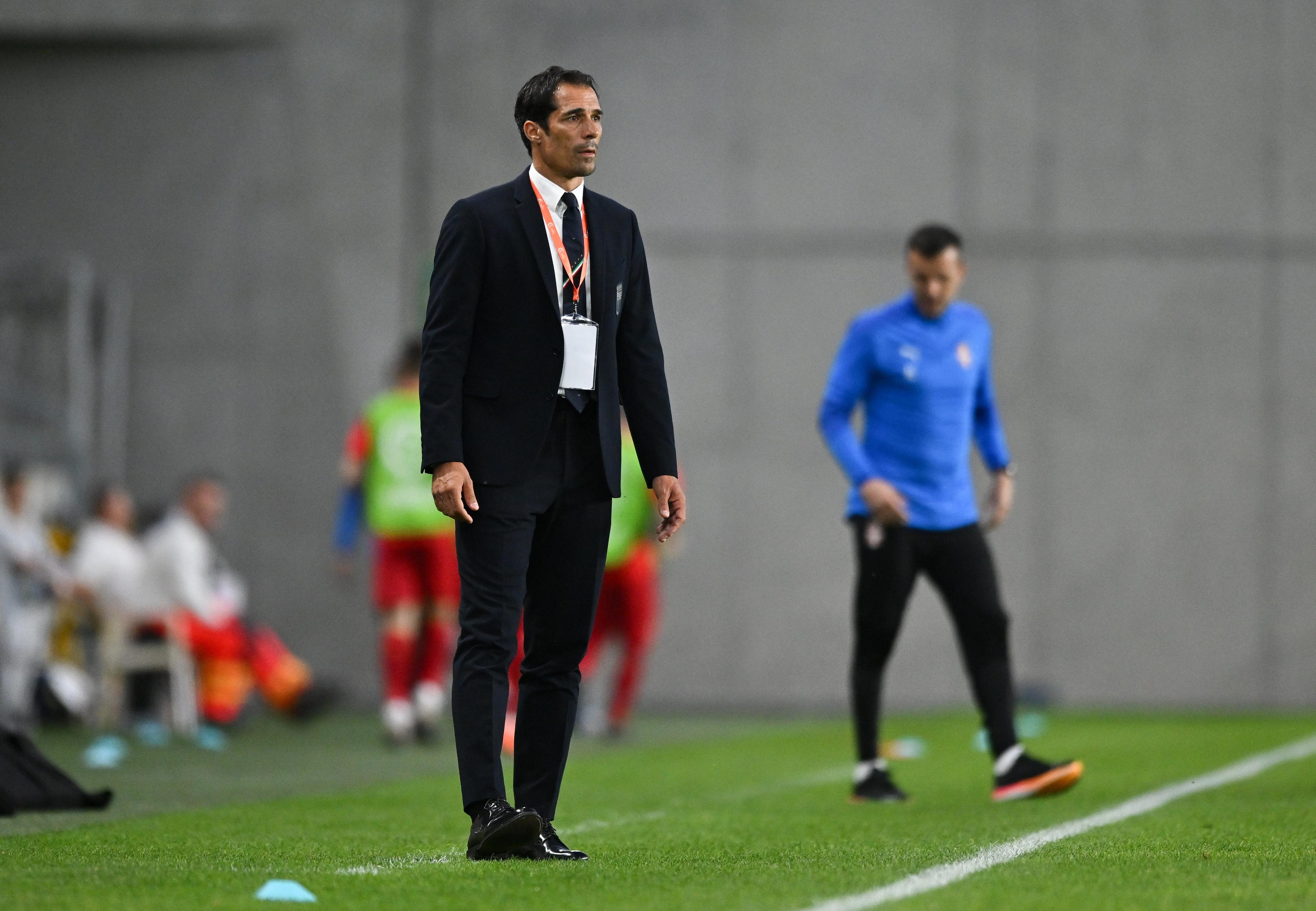 BUDAPEST, HUNGARY - MAY 21: Italy head coach Bernardo Corradi during the UEFA European Under-17 Championship Finals 2023 Group B match between Serbia and Italy in the Hidegkuti Nándor Stadiom on May 21, 2023 in Budapest, Hungary. (Photo by Ben McShane - Sportsfile/UEFA via Getty Images)