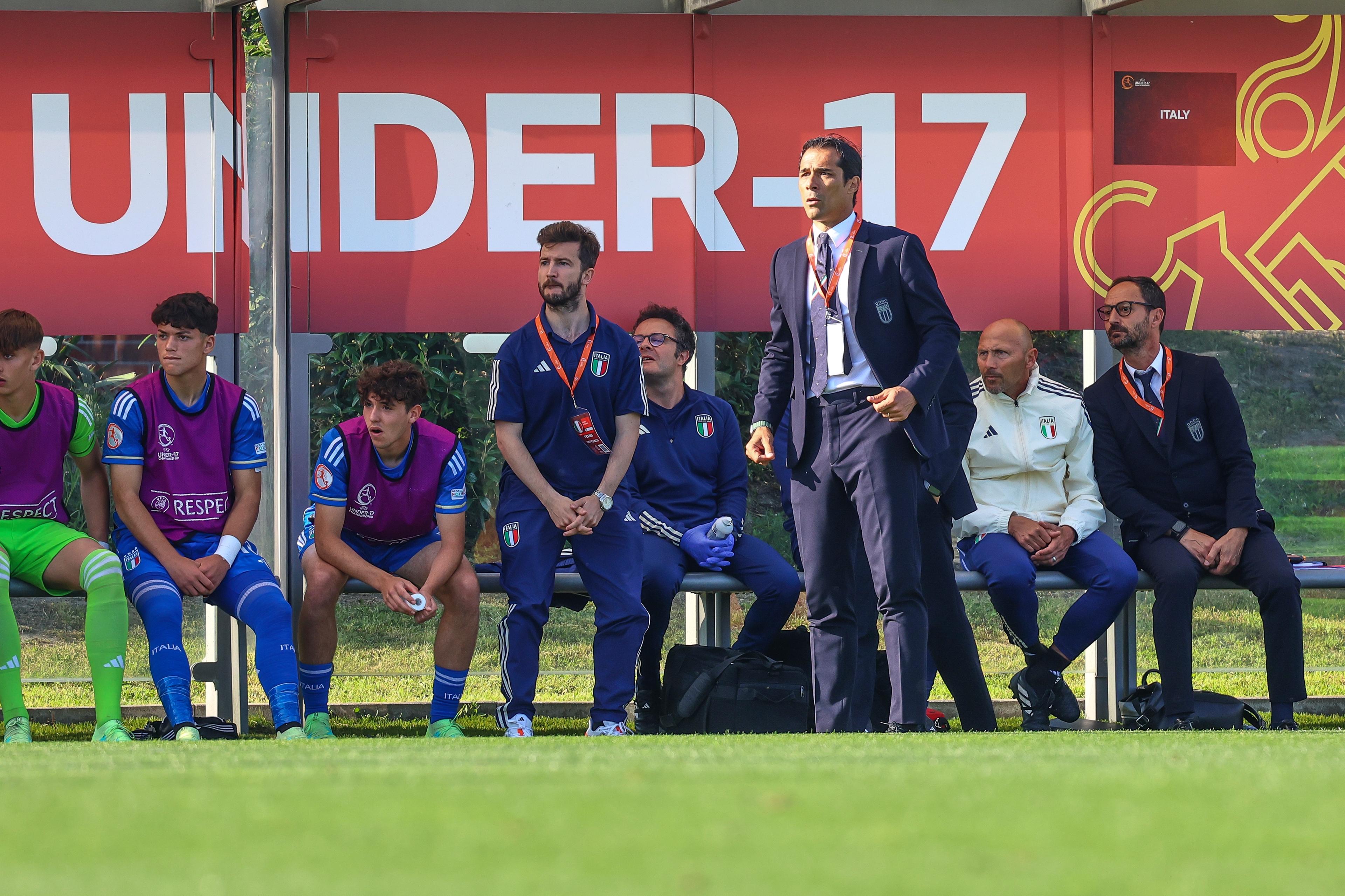Telki, HUNGARY - MAY 24: Italy head of coach Bernardo Corradi before the UEFA European Under-17 Championship Finals 2023 Group A match between Slovenia and Italy in the Globall Football Park on May 24, 2023 in Telki, Hungary. (Photo by Szilvia Micheller /UEFA)